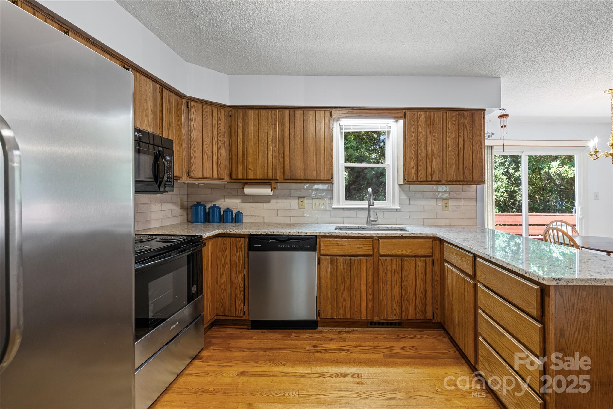 25011 Club View Drive Property Photo 13