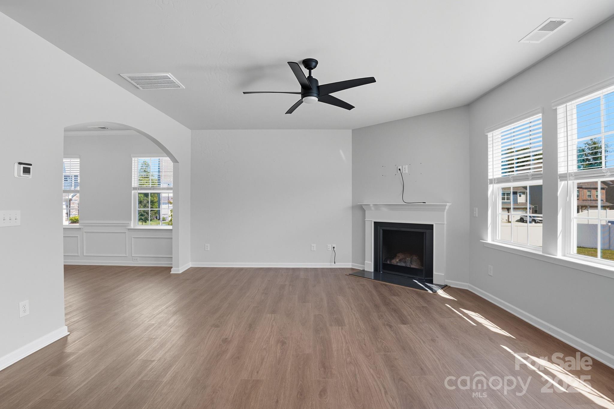 5580 Soft Shell Drive Property Photo 12