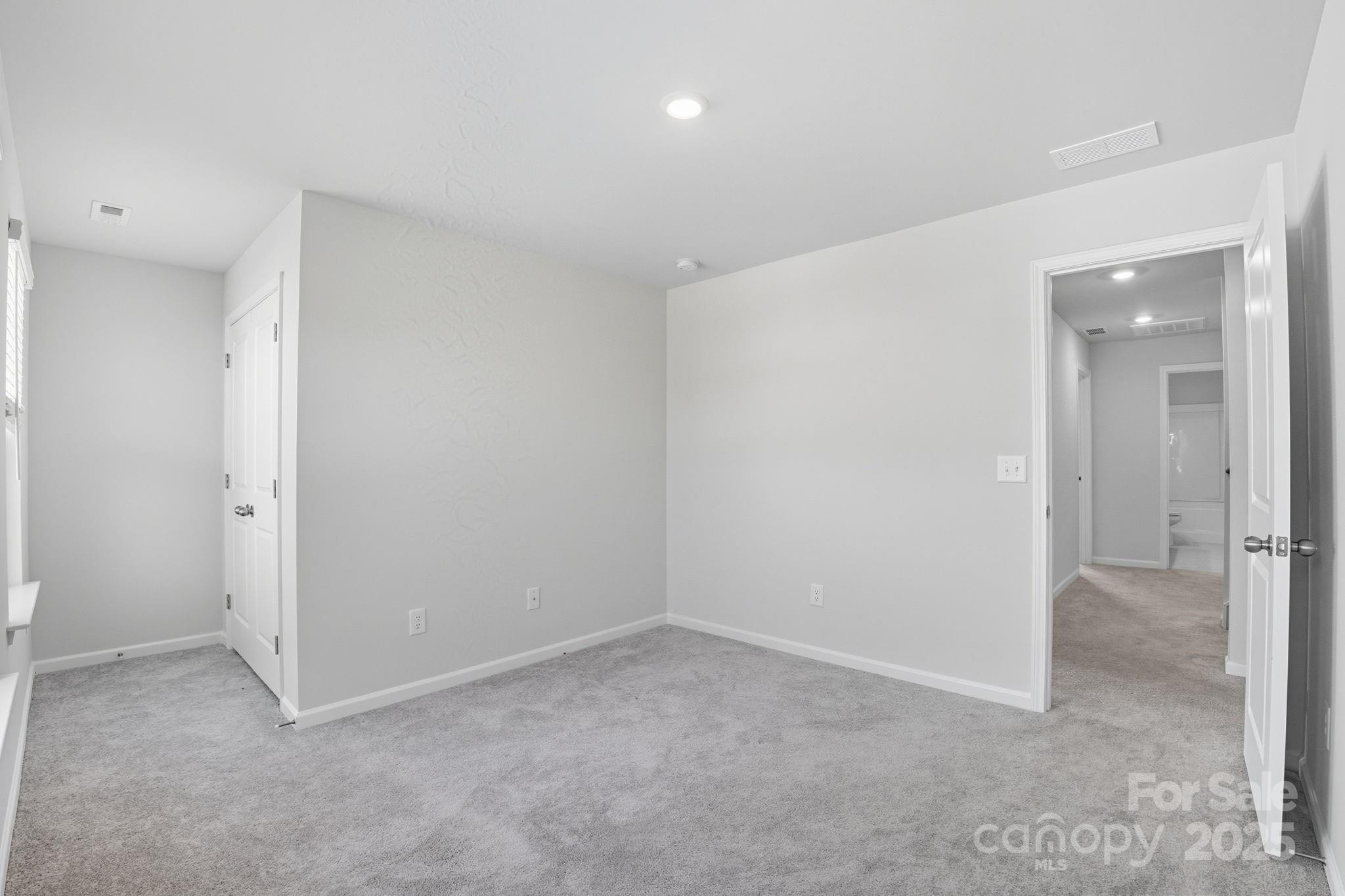 5580 Soft Shell Drive Property Photo 21