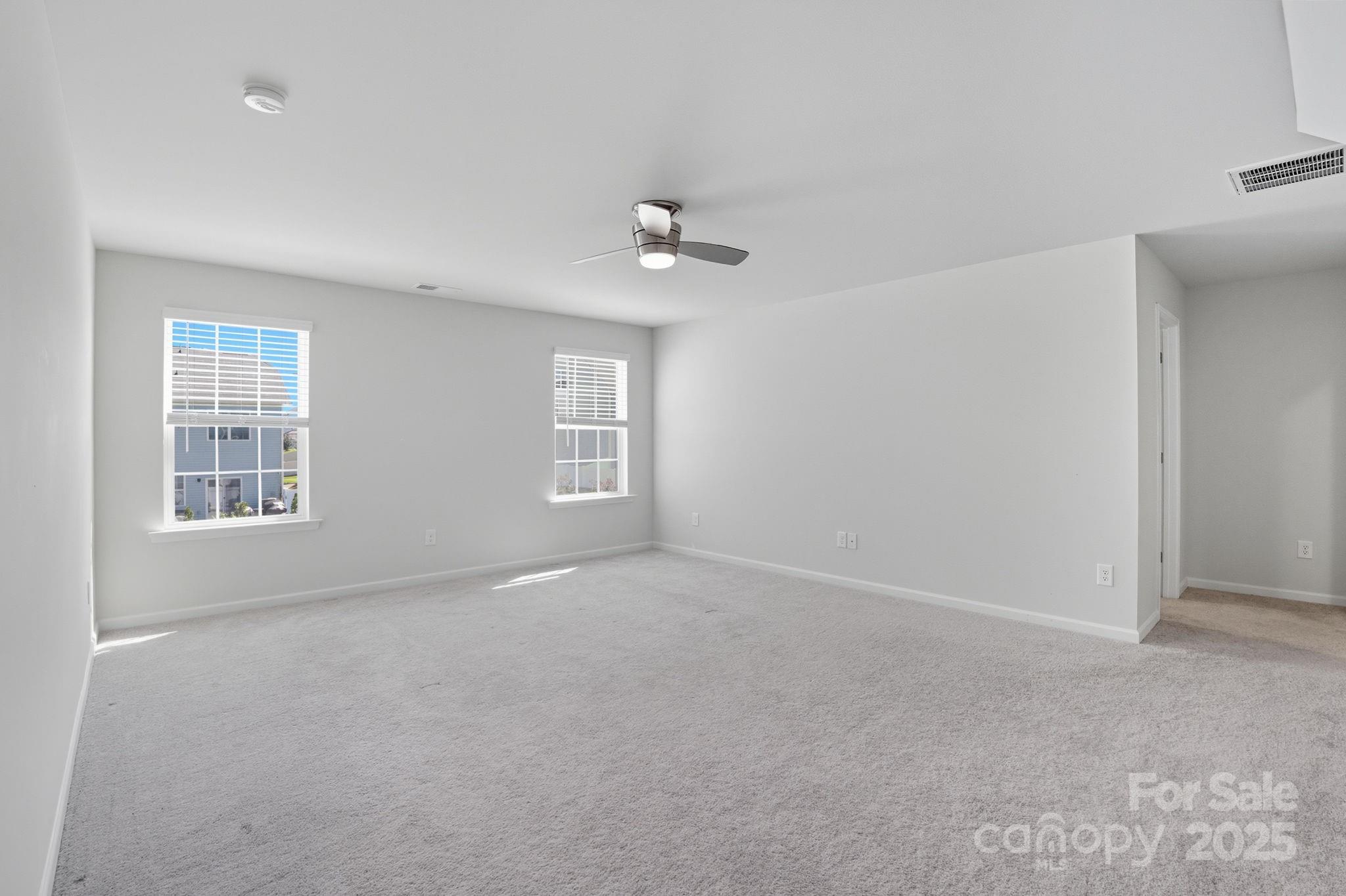 5580 Soft Shell Drive Property Photo 27