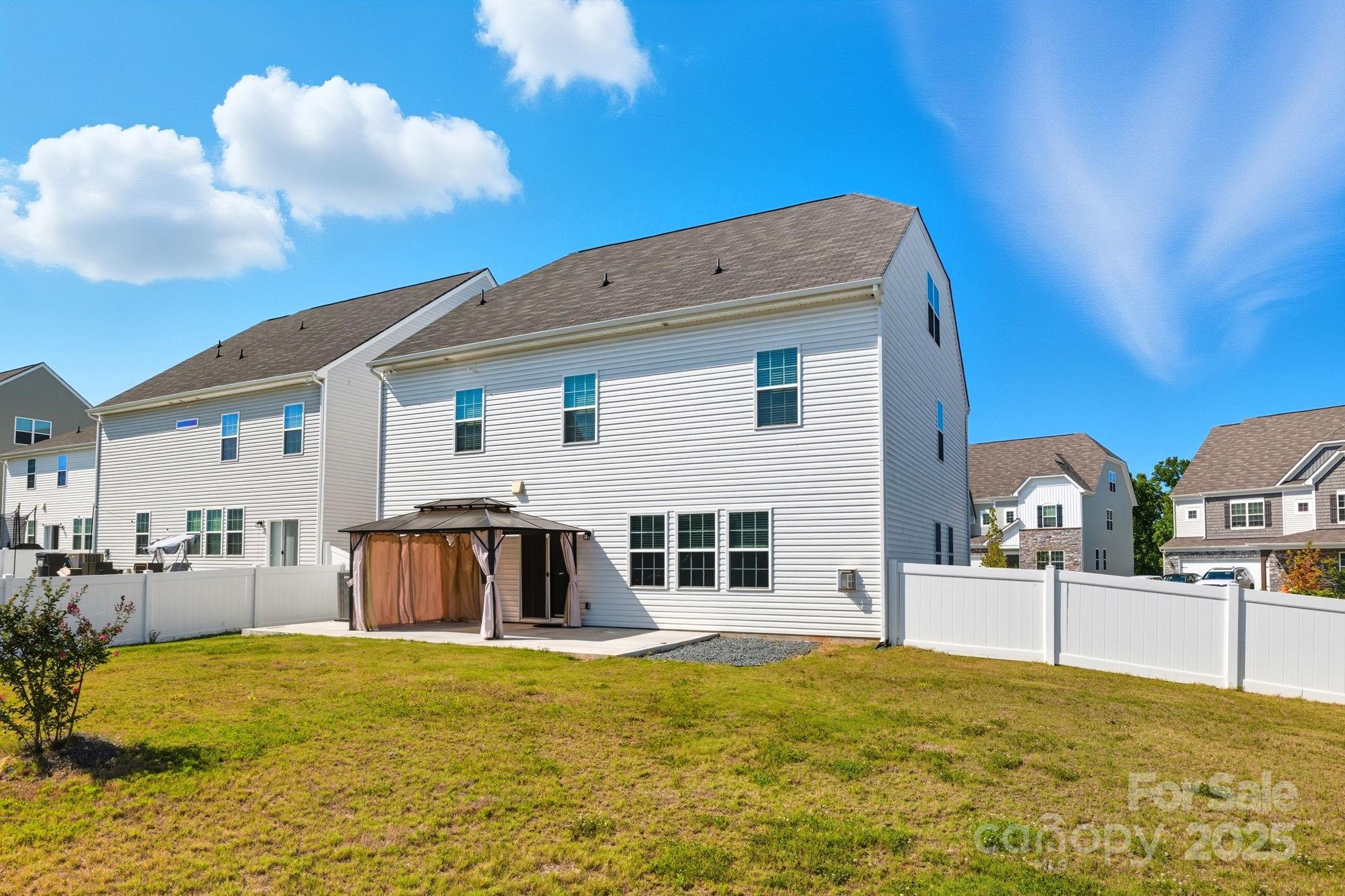 5580 Soft Shell Drive Property Photo 38