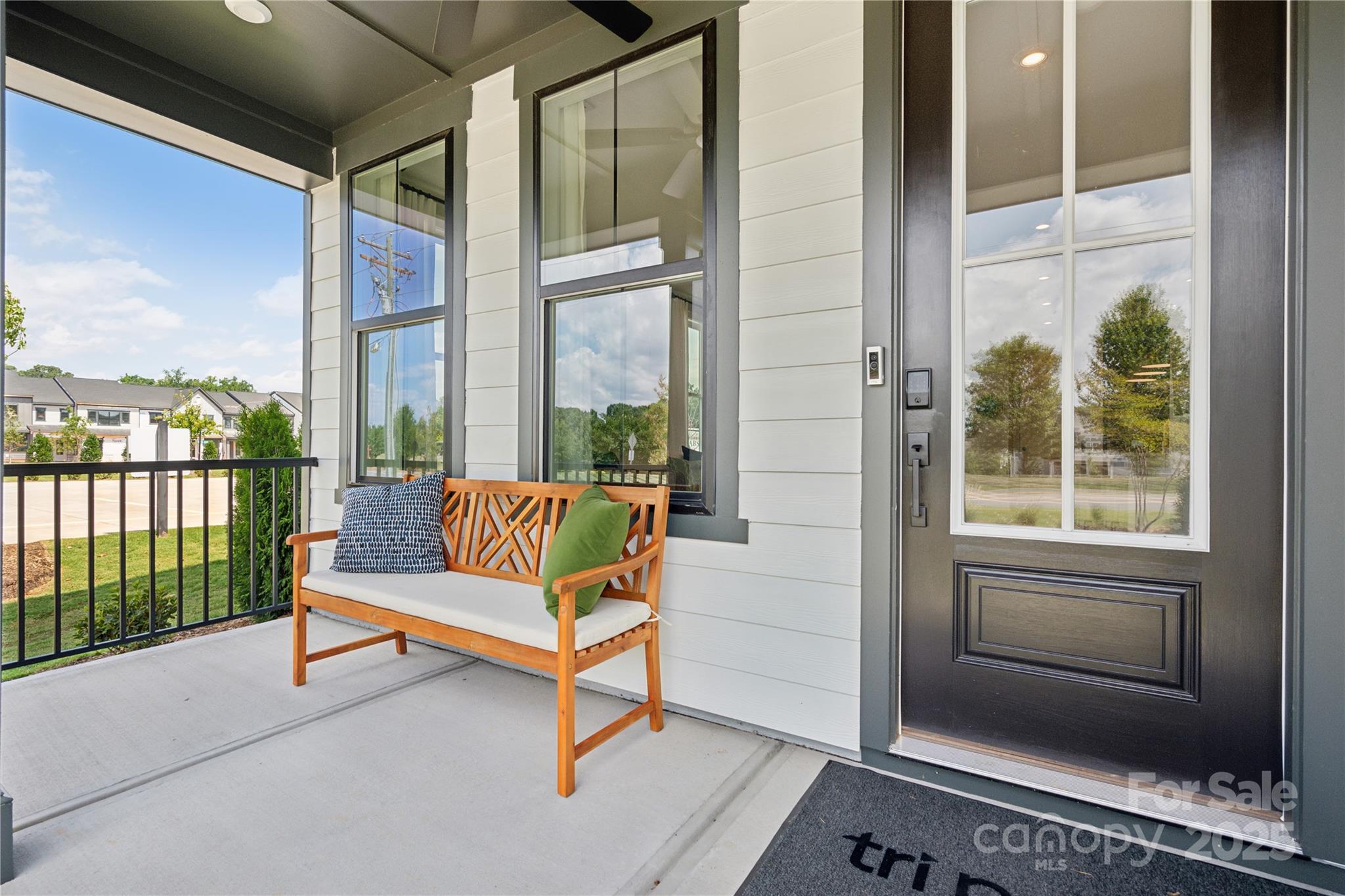 75 Seven Oaks Landing Property Photo 17