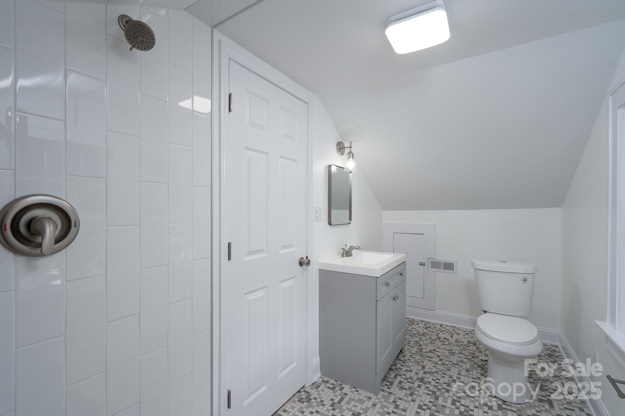 1410 Lineberger Avenue 19 Property Photo 14