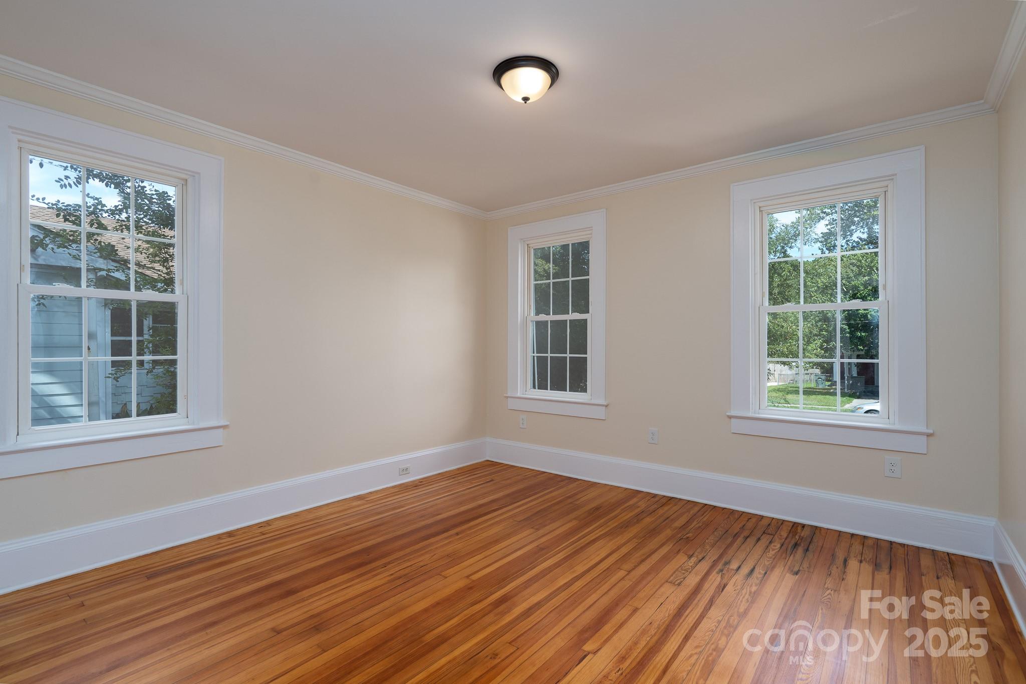 1410 Lineberger Avenue 19 Property Photo 16