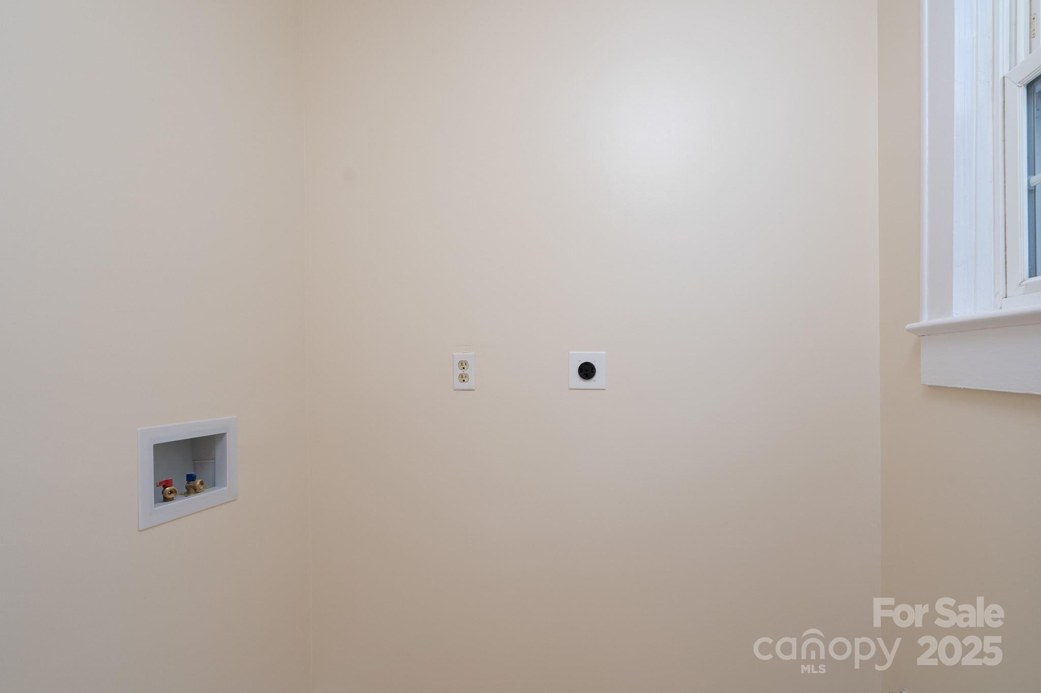 1410 Lineberger Avenue 19 Property Photo 26