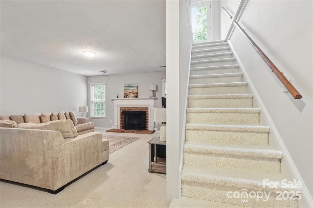 2308 Blair House Court Property Photo 9