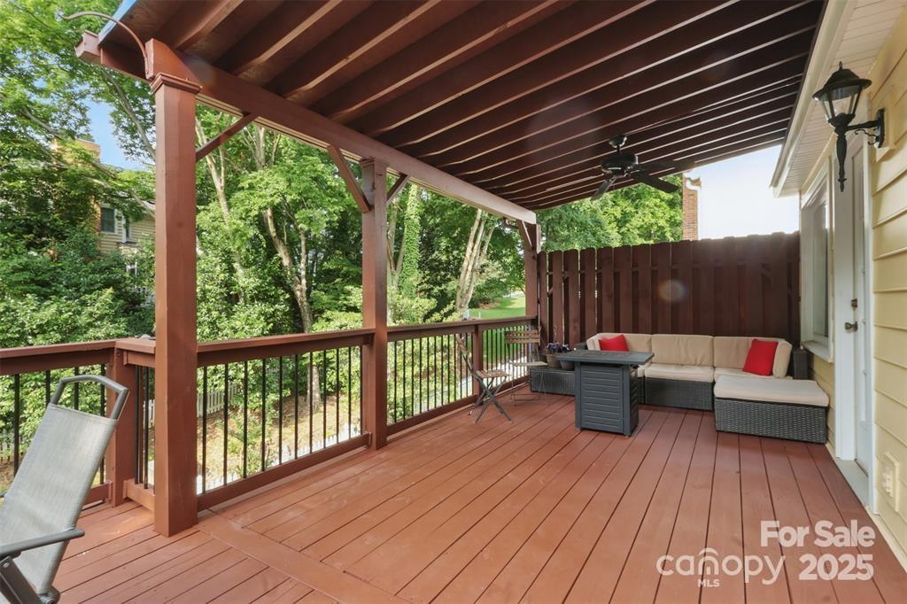 2308 Blair House Court Property Photo 14