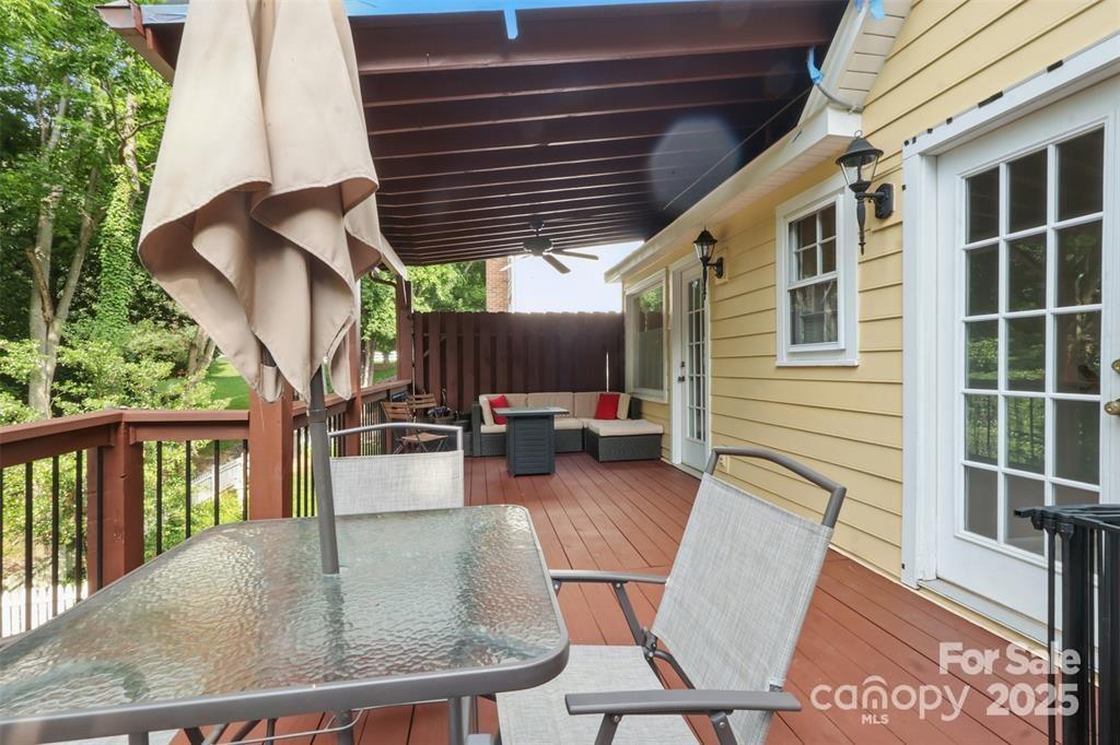 2308 Blair House Court Property Photo 15