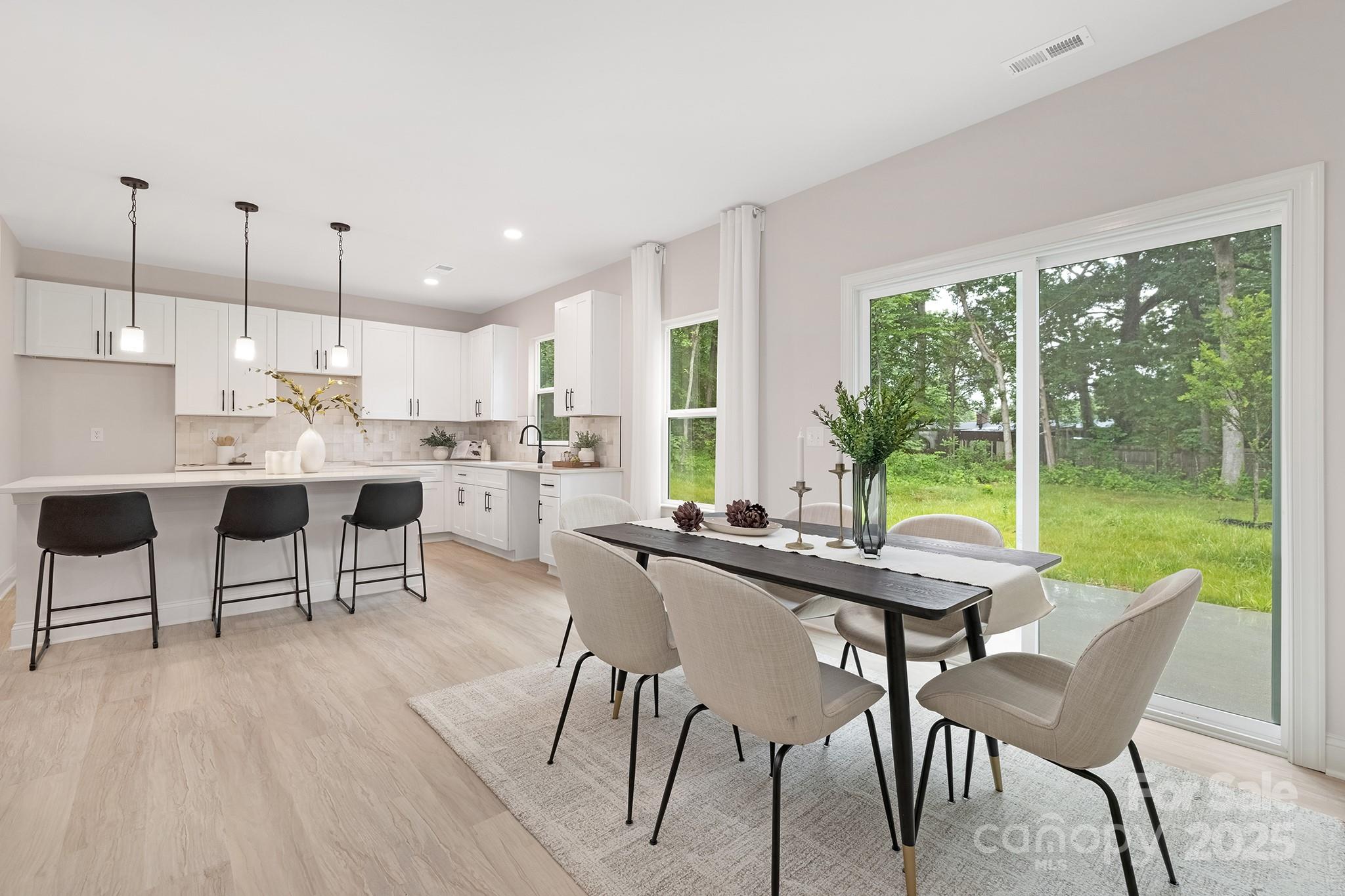 4015 Oakdale Road Property Photo 8