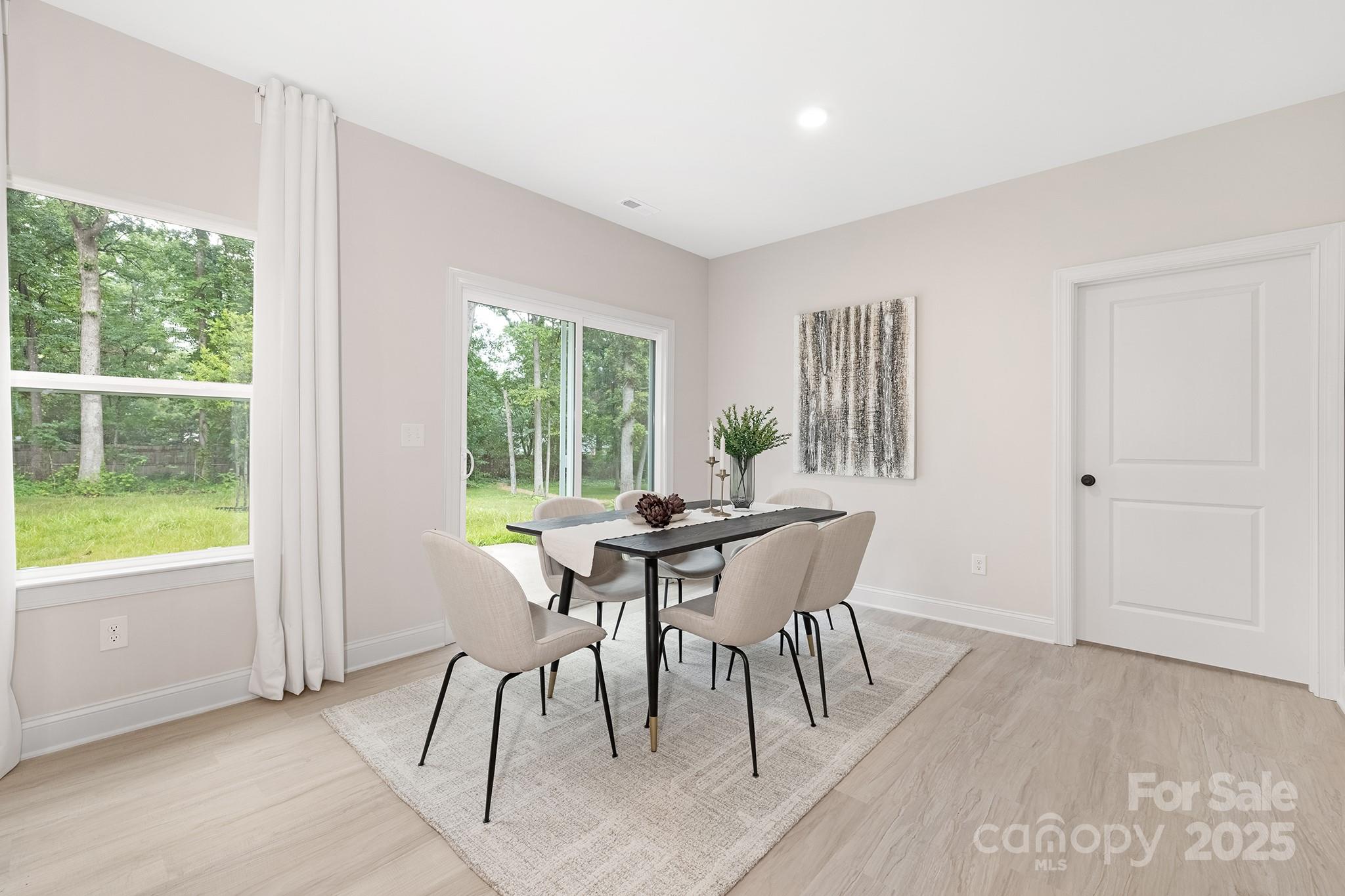 4015 Oakdale Road Property Photo 9