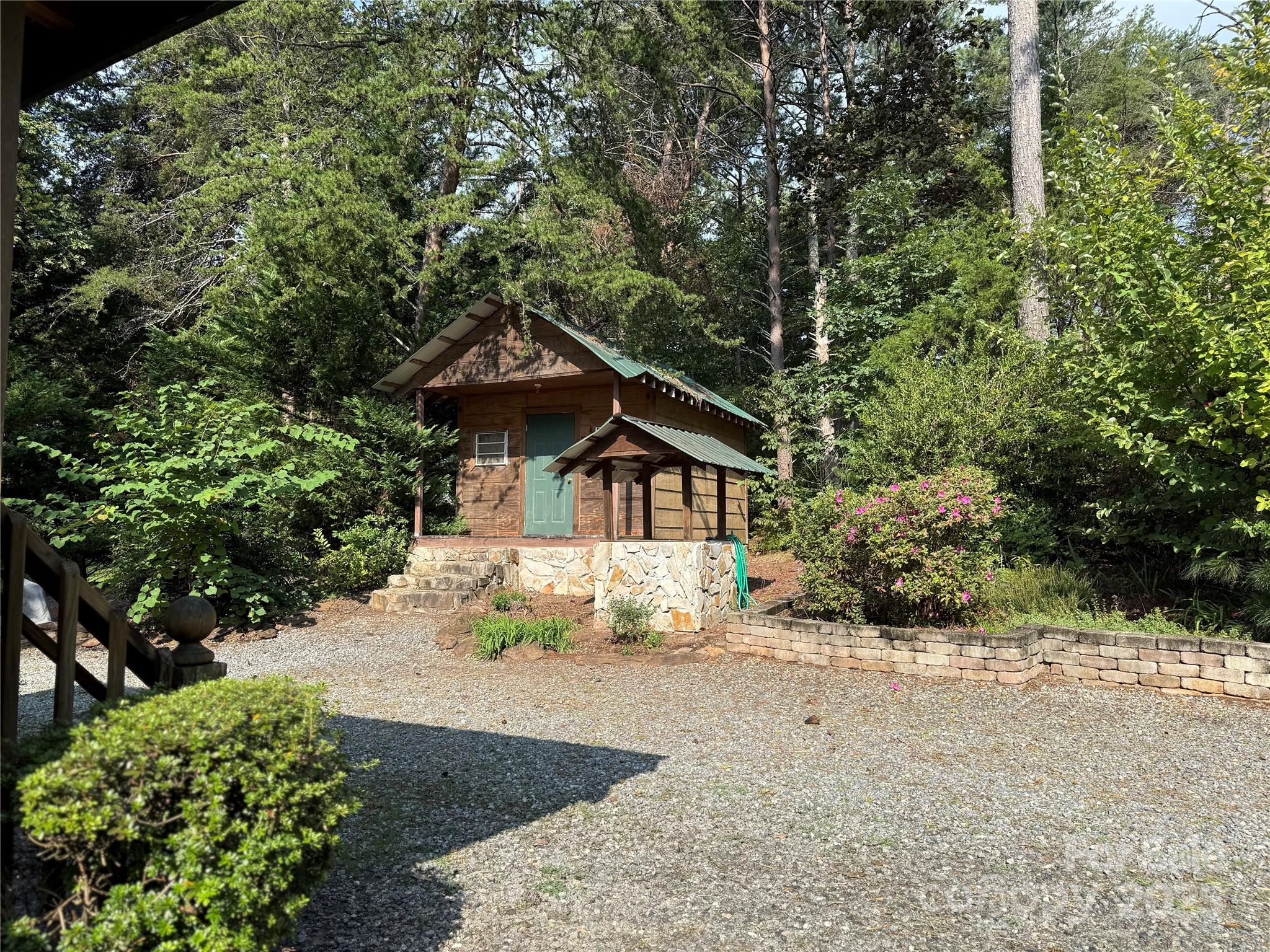 66 Ashlyn Lane Property Photo 8