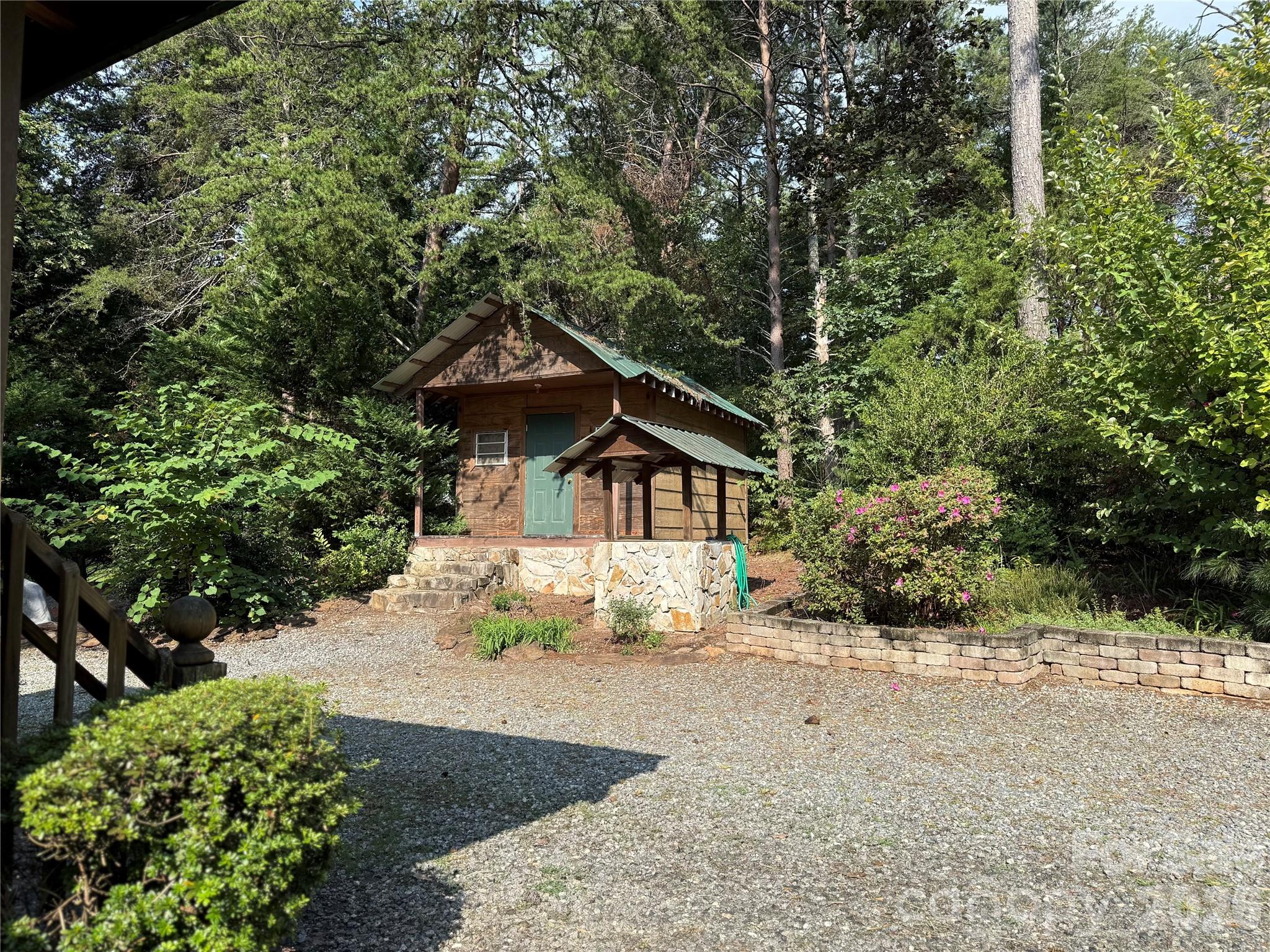 66 Ashlyn Lane Property Photo 8