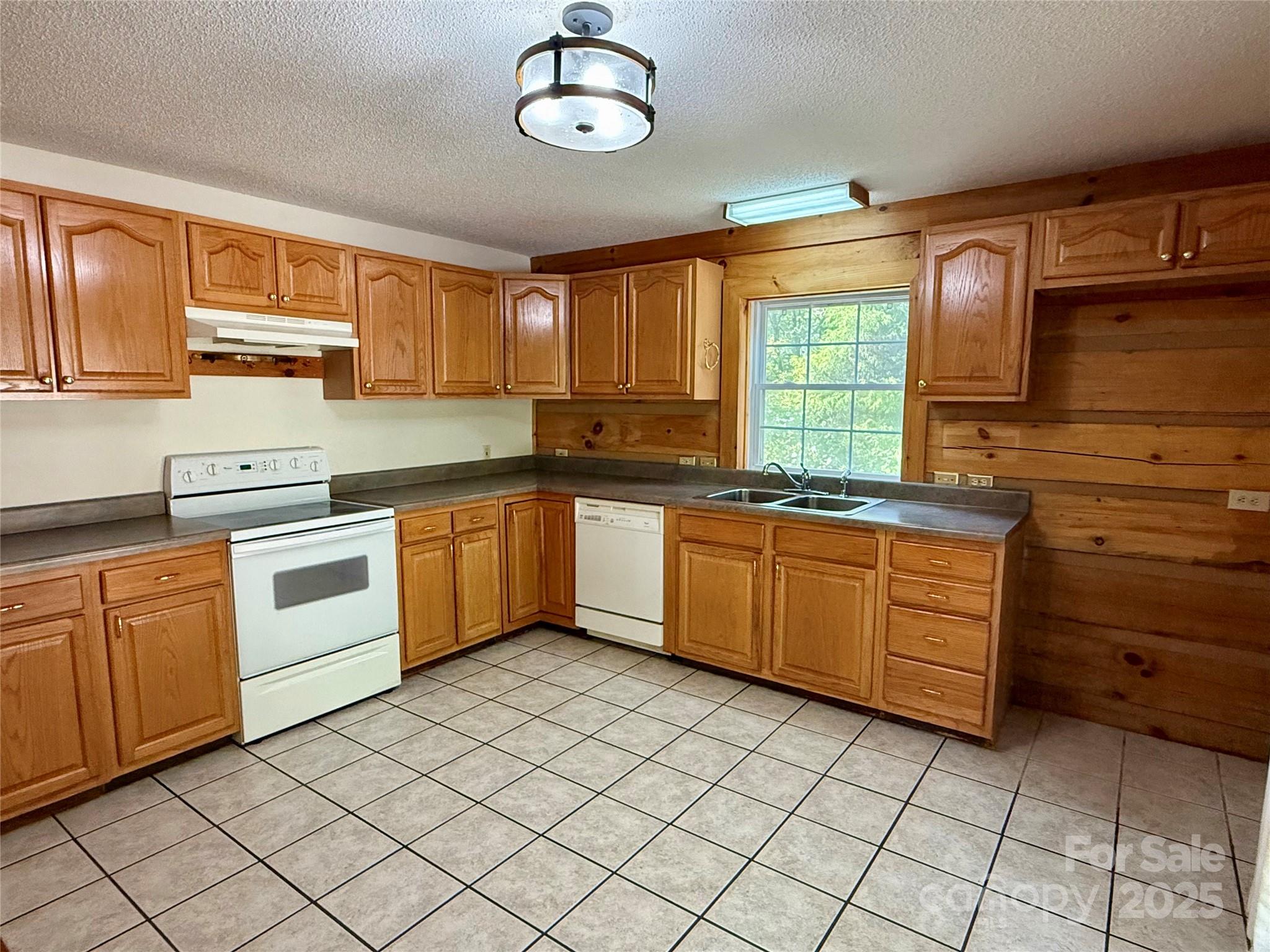 66 Ashlyn Lane Property Photo 22