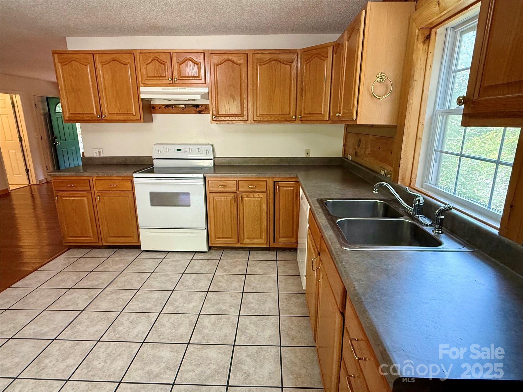 66 Ashlyn Lane Property Photo 23