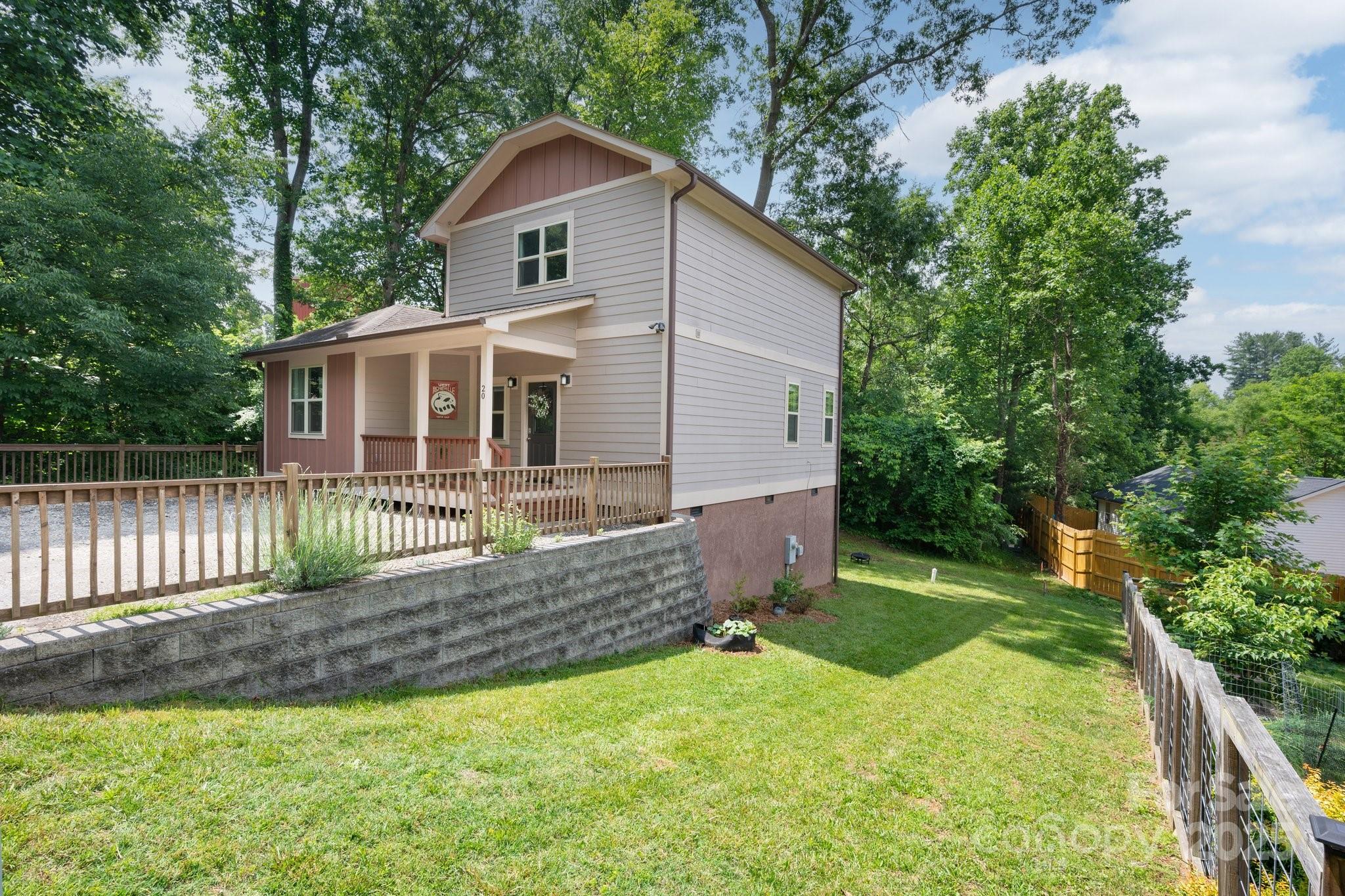 20 Central Avenue Property Photo 1