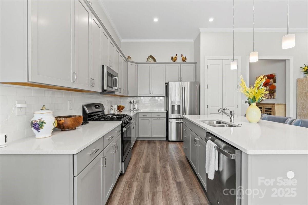 7343 Overjoyed Crossing 318 Property Photo 10