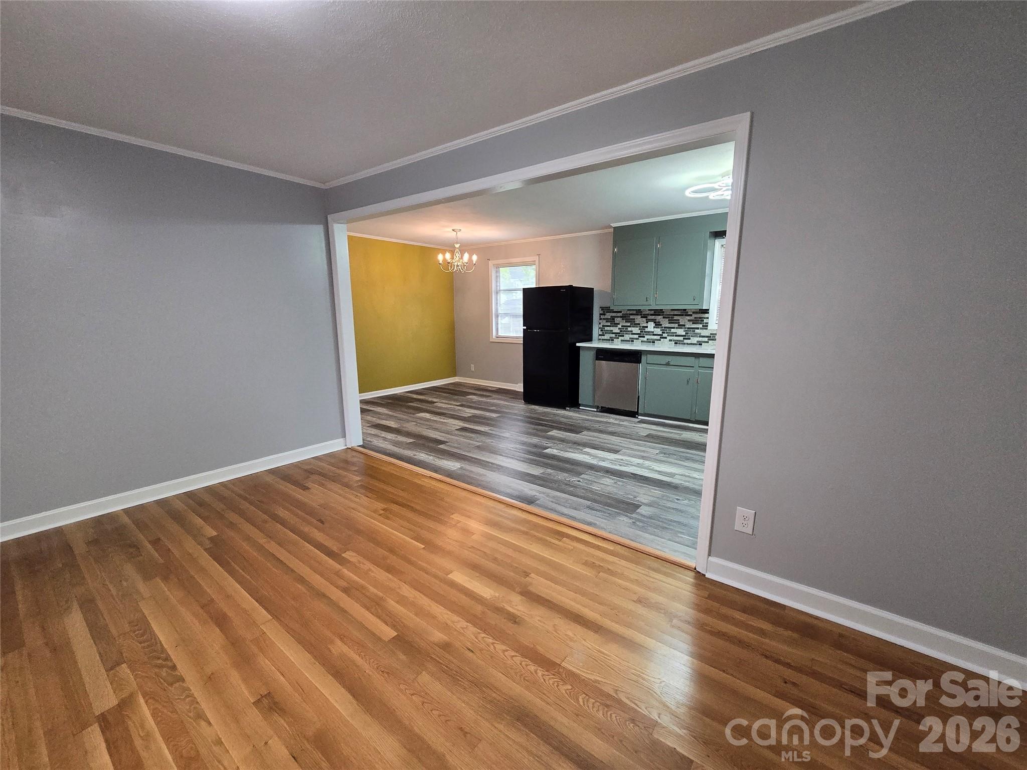 2218 W 5th Avenue Property Photo 12