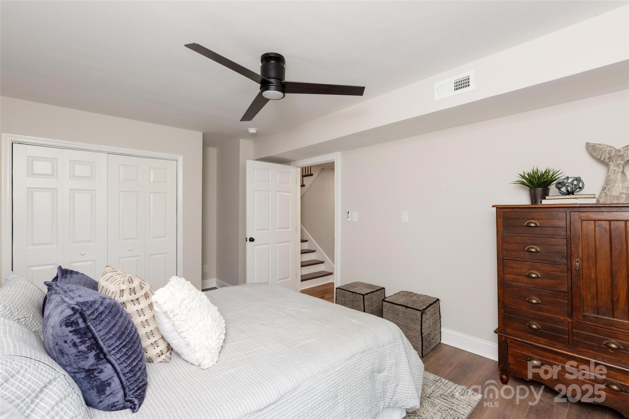 1096 Palmyra Drive Property Photo 24