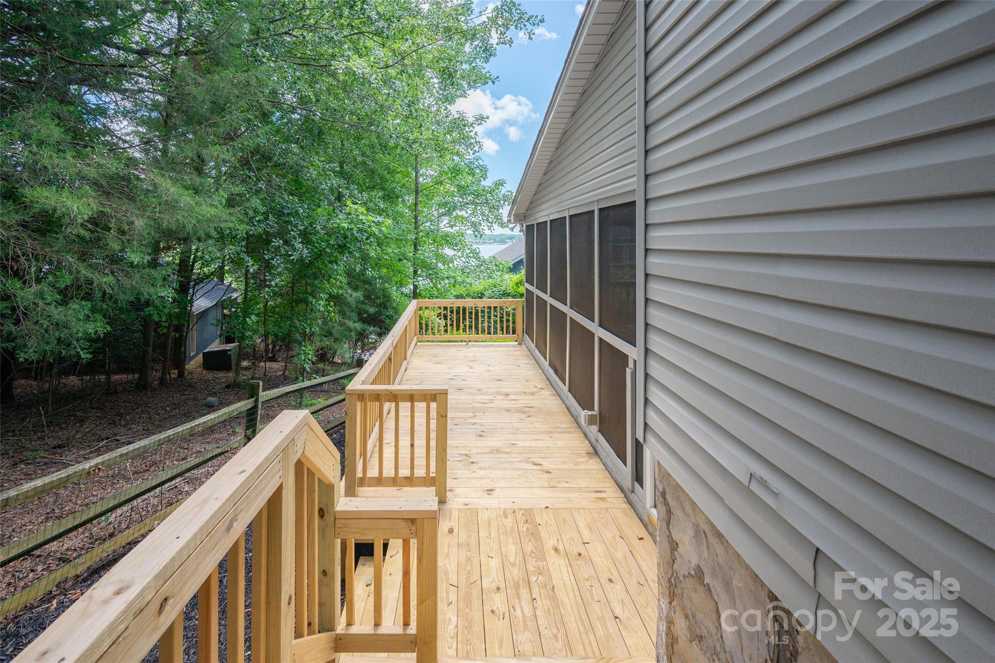 1096 Palmyra Drive Property Photo 35