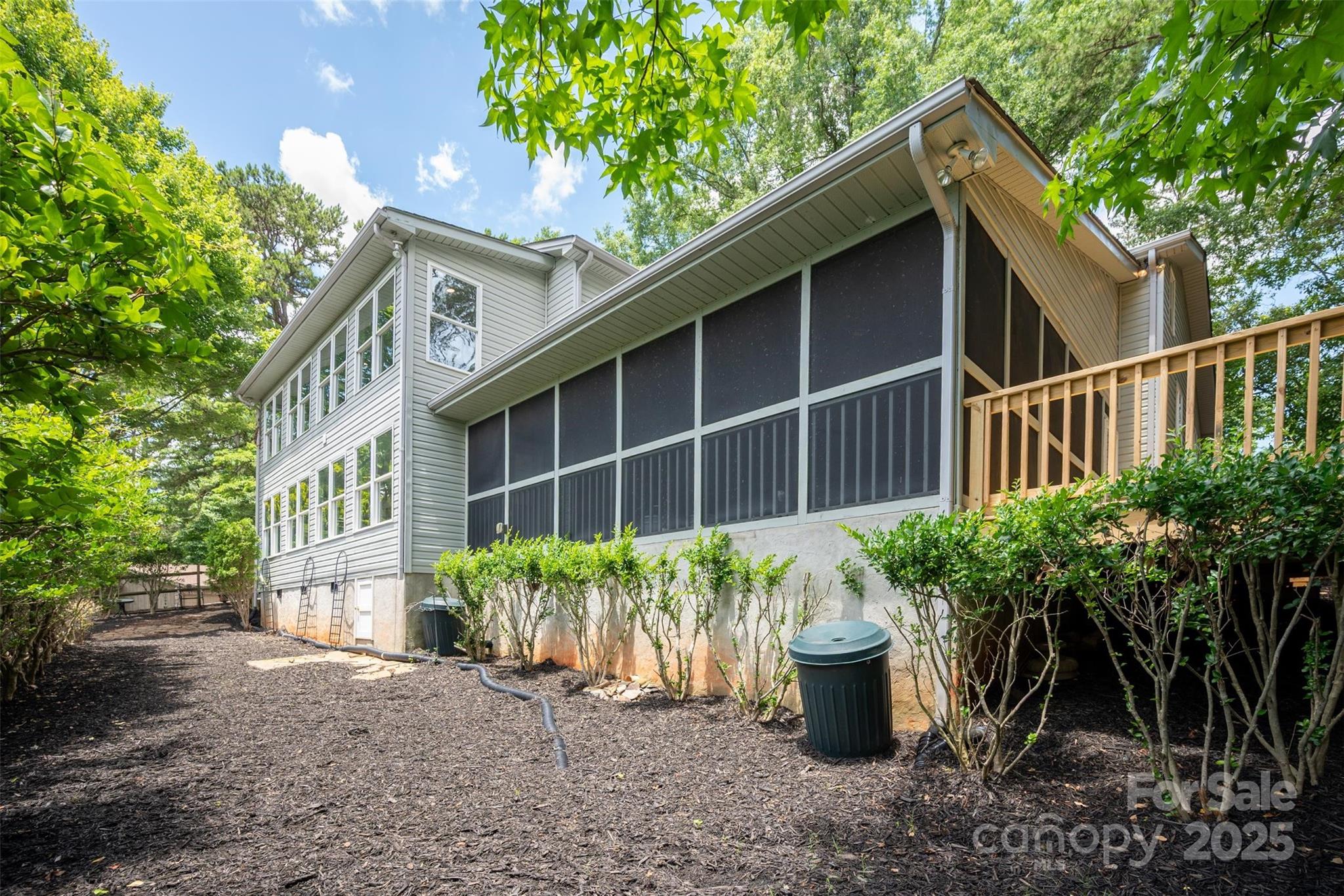 1096 Palmyra Drive Property Photo 38