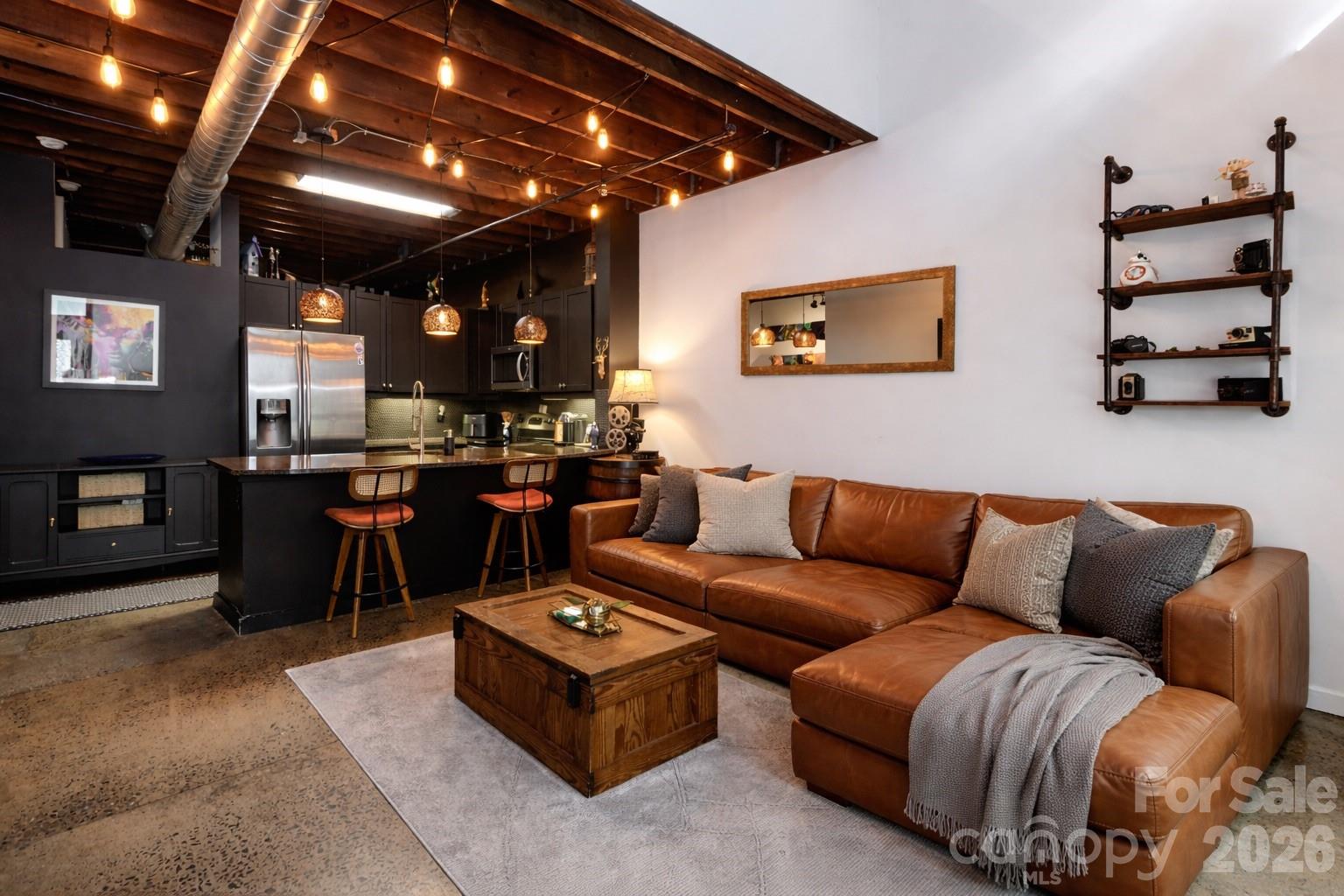 840 Academy Street Property Photo 4