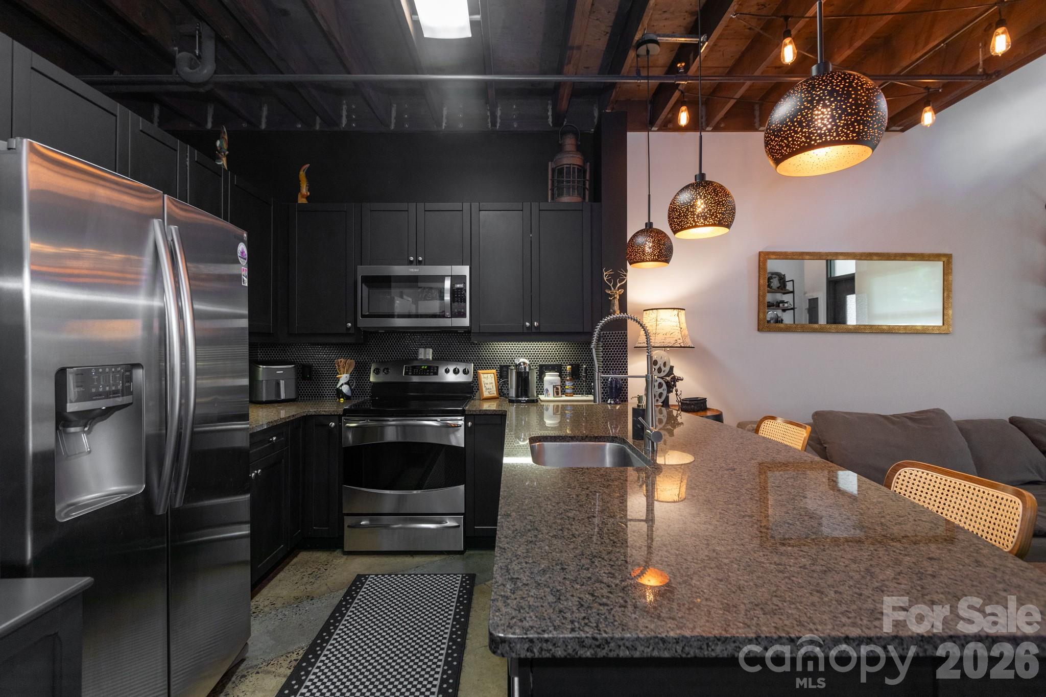 840 Academy Street Property Photo 7