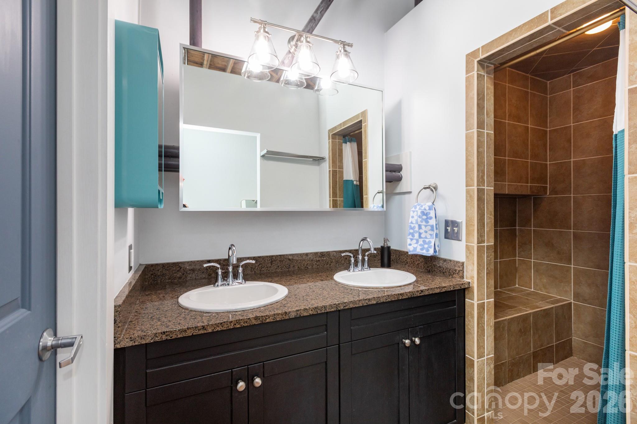 840 Academy Street Property Photo 16