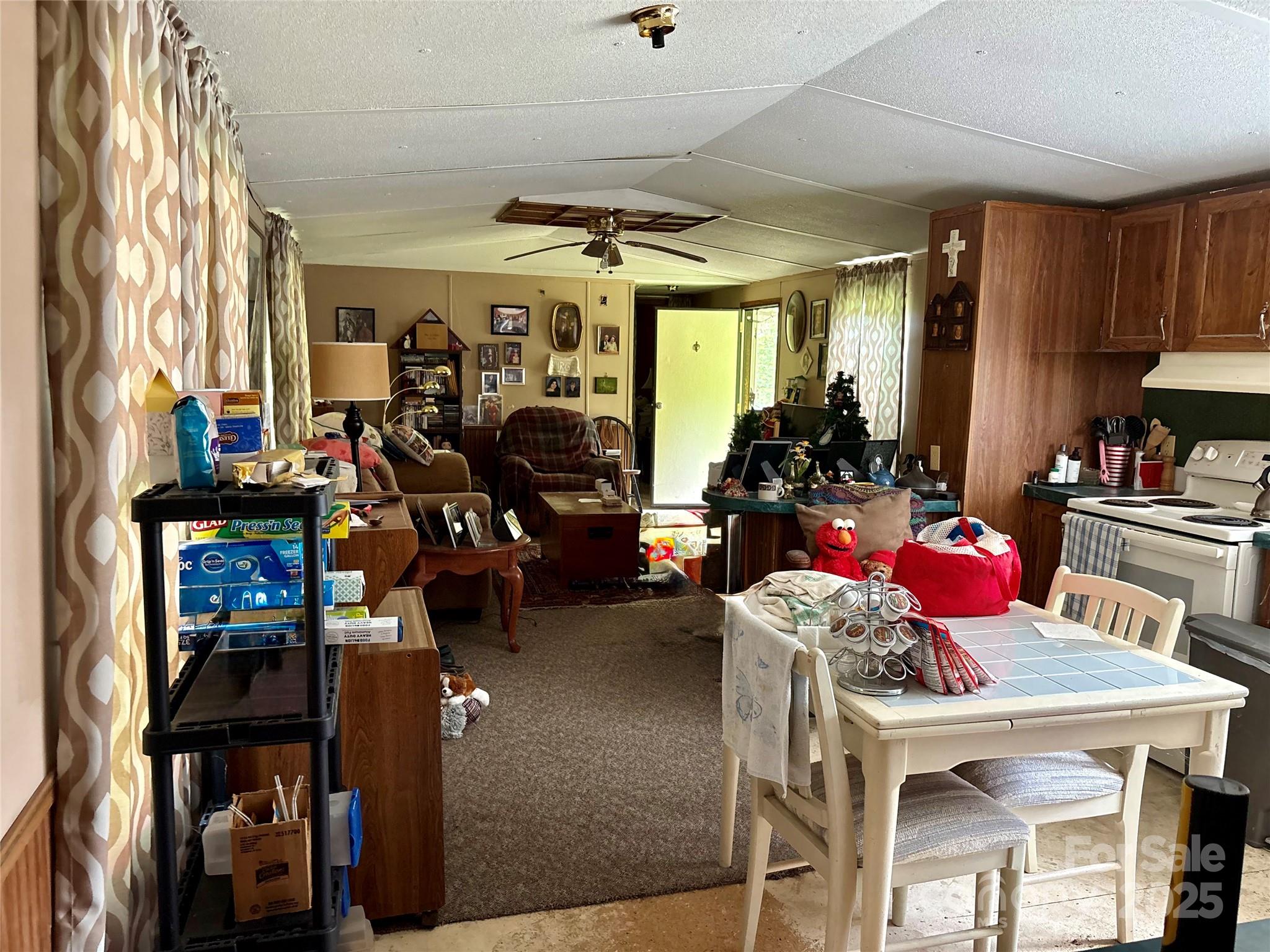 1031 Red Oak Drive Property Photo 15