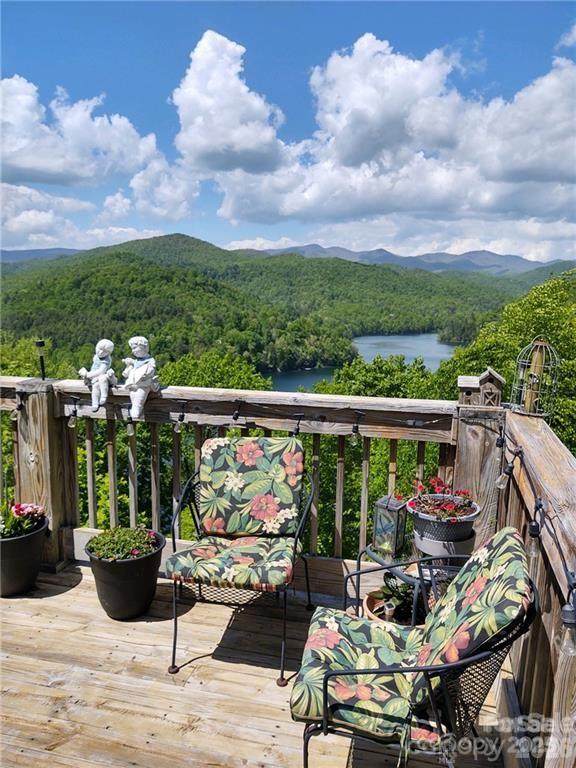 612 Old Home Place Road Property Photo 3