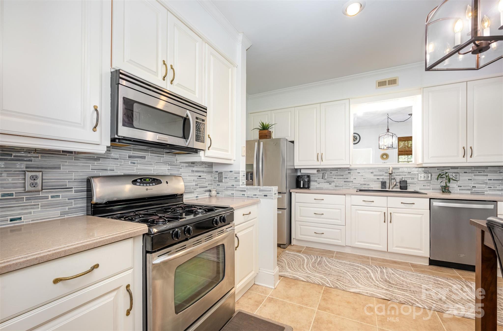 2005 Pinefield Court Property Photo 17