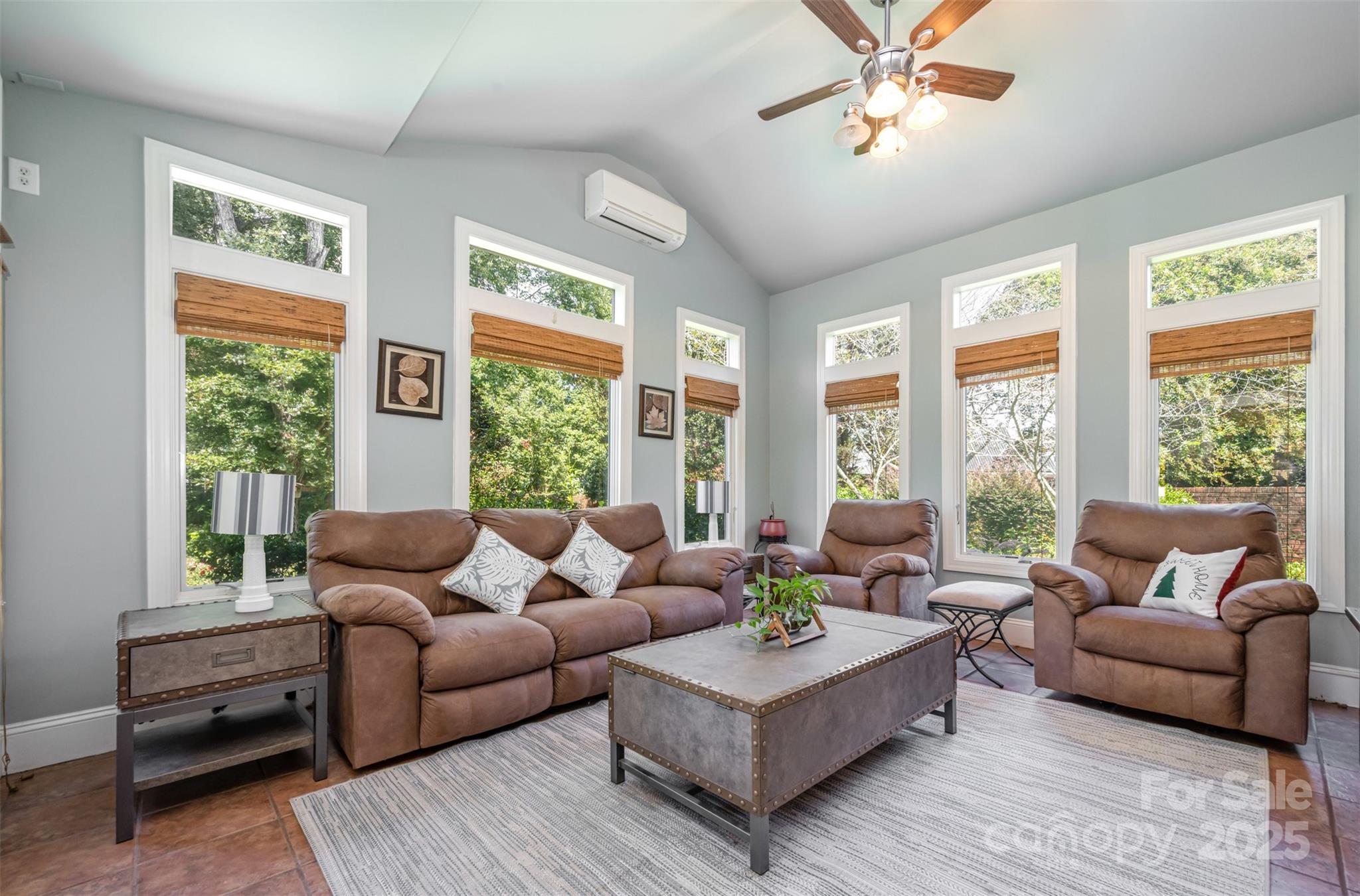 2005 Pinefield Court Property Photo 21