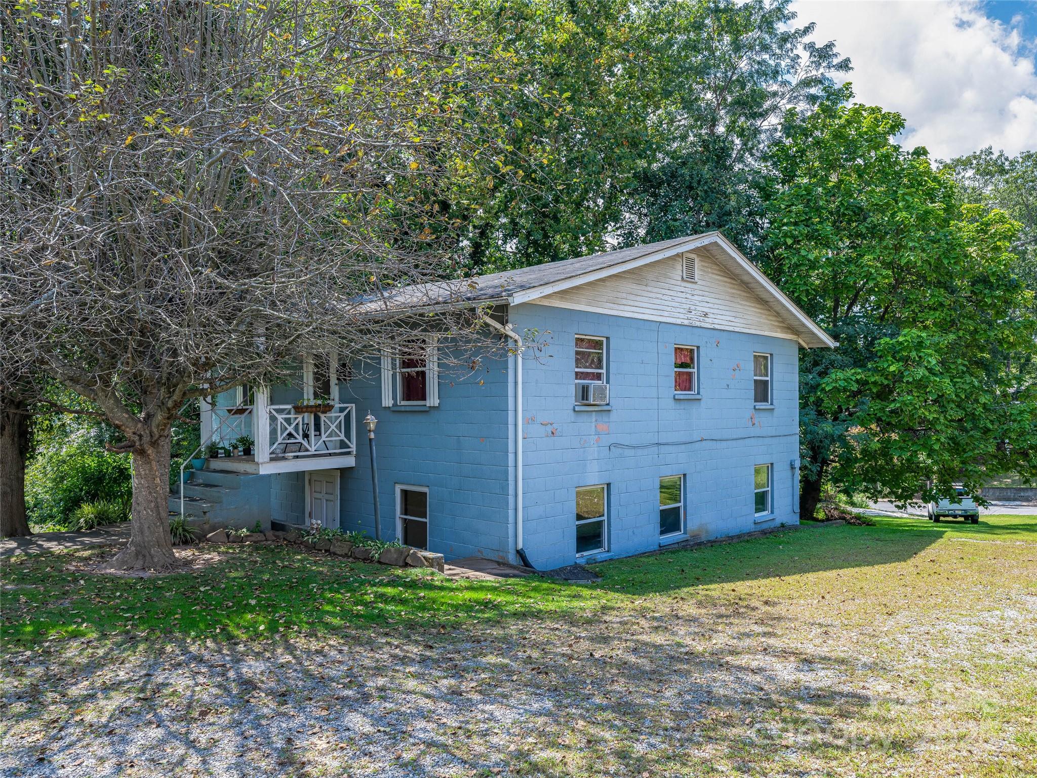 210, 212 & 230 Merrimon Avenue Property Photo 19