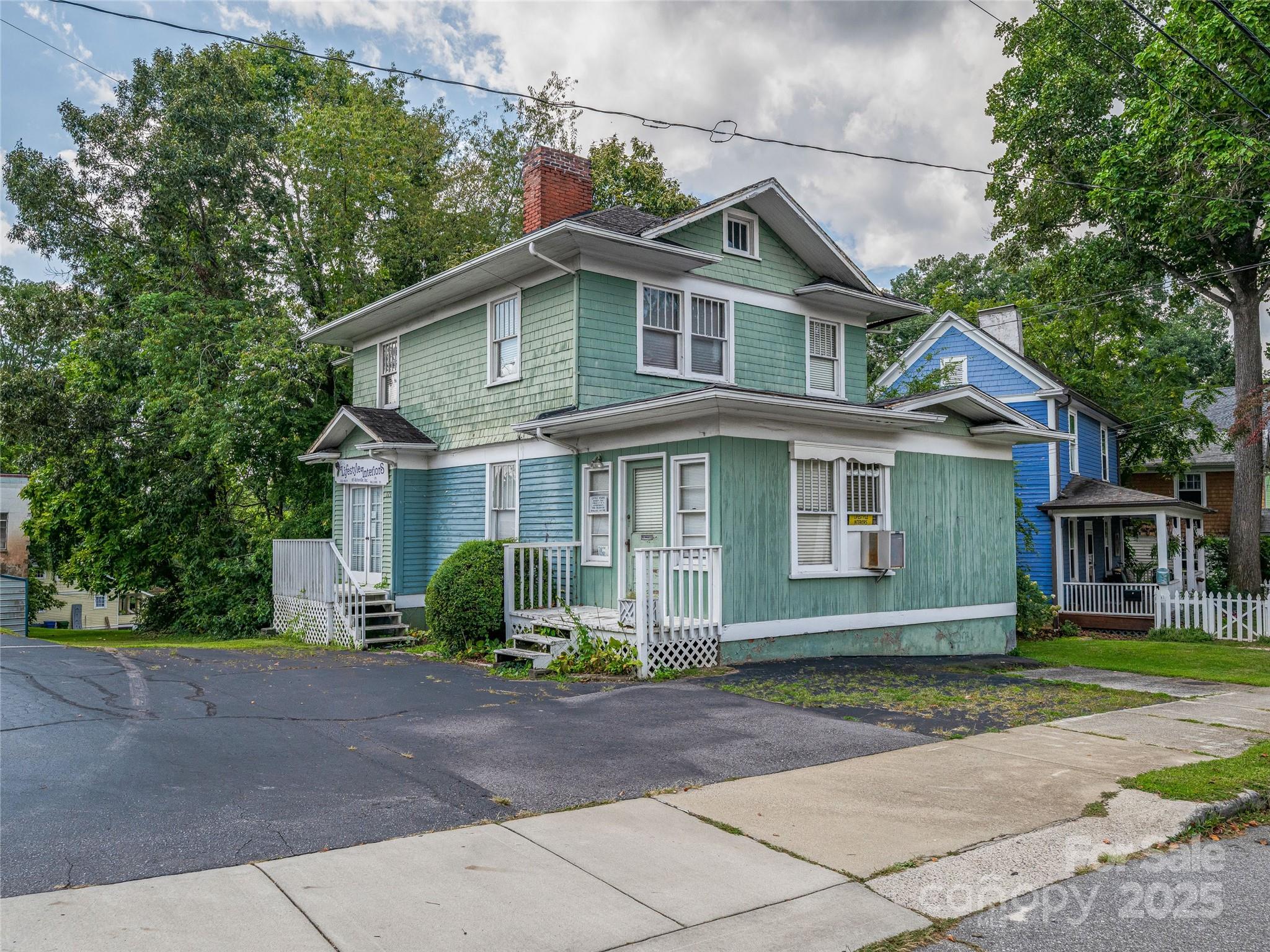 210, 212 & 230 Merrimon Avenue Property Photo 33