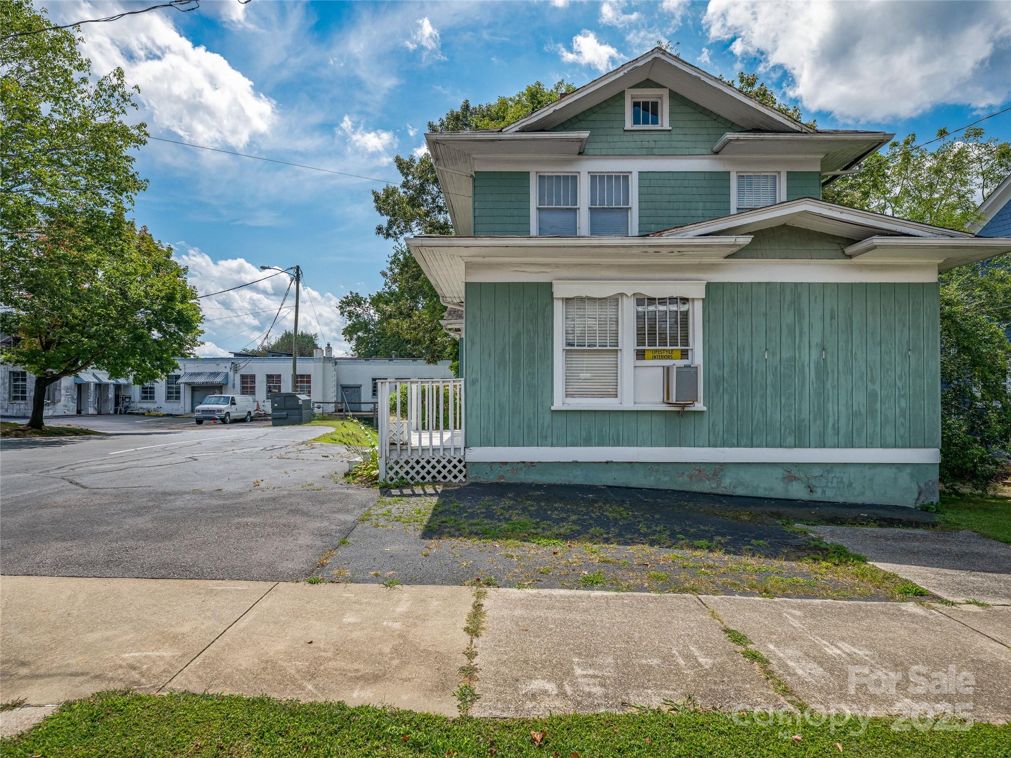 210, 212 & 230 Merrimon Avenue Property Photo 35