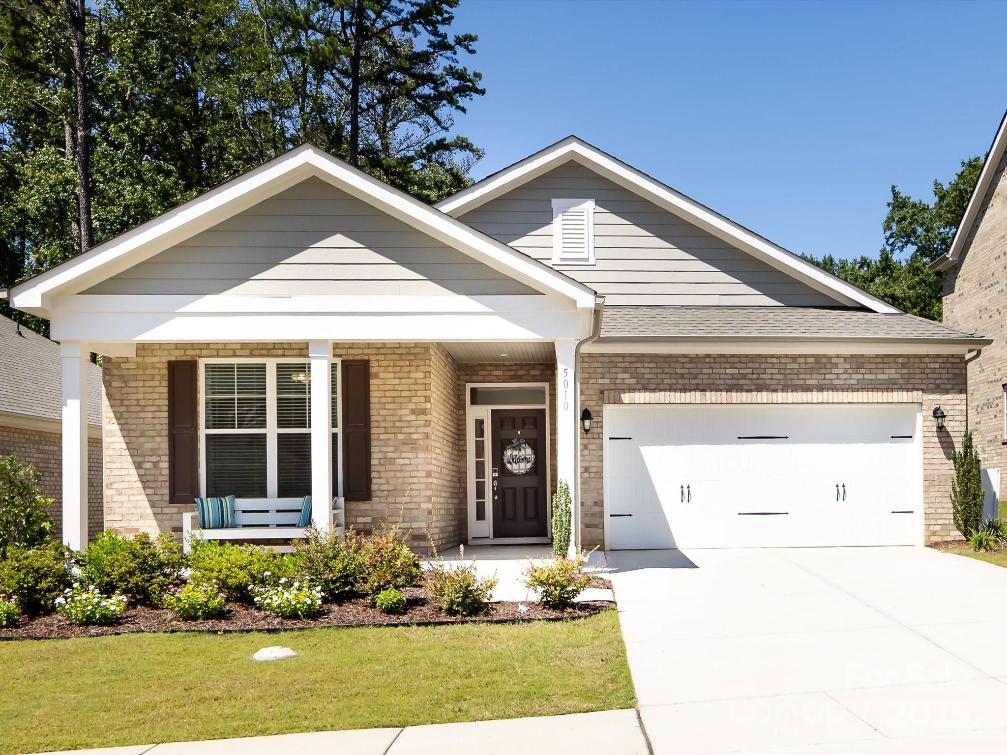 5010 Kinsbridge Drive Property Photo 1