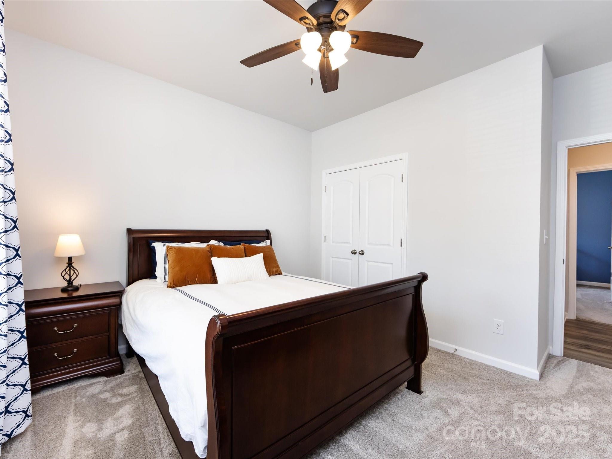 5010 Kinsbridge Drive Property Photo 9