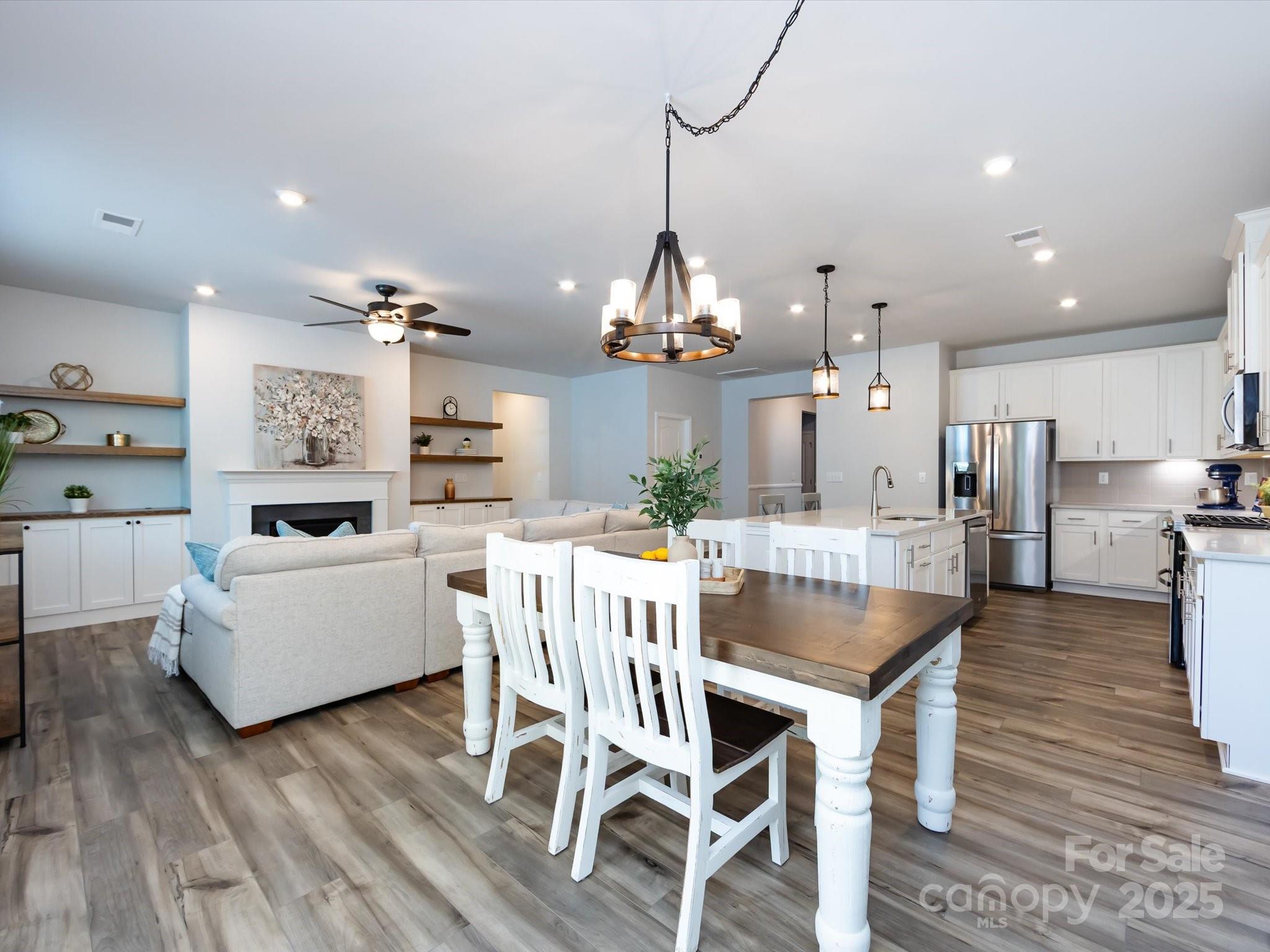 5010 Kinsbridge Drive Property Photo 33