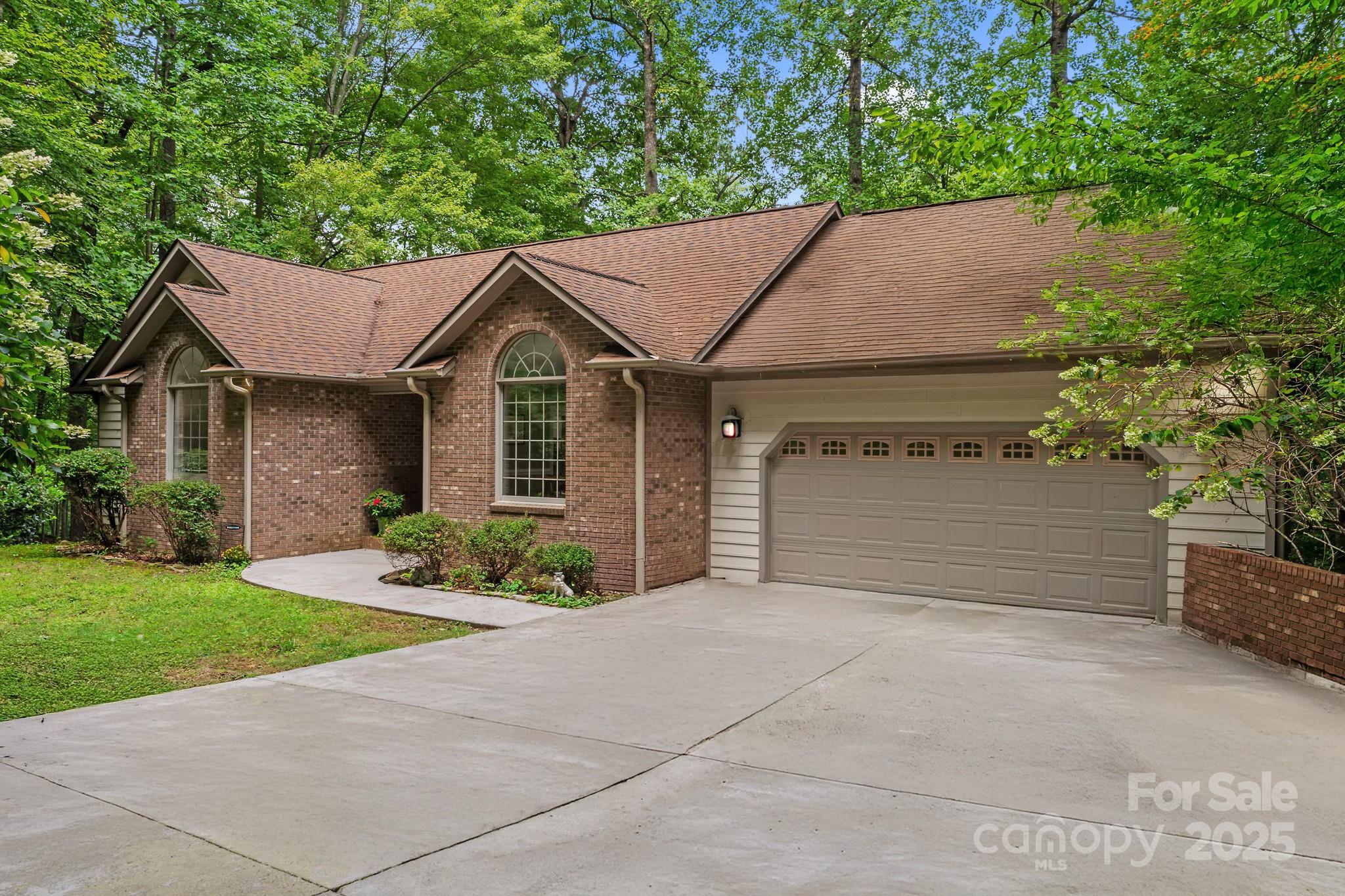 458 Blue Mist Way Property Photo 2