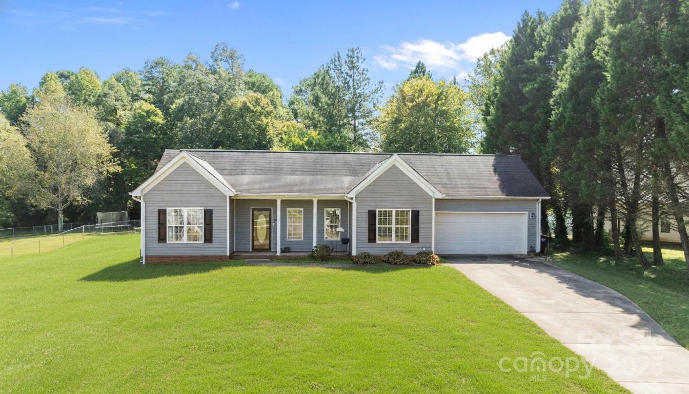 418 Summer Ridge Road Property Photo 5