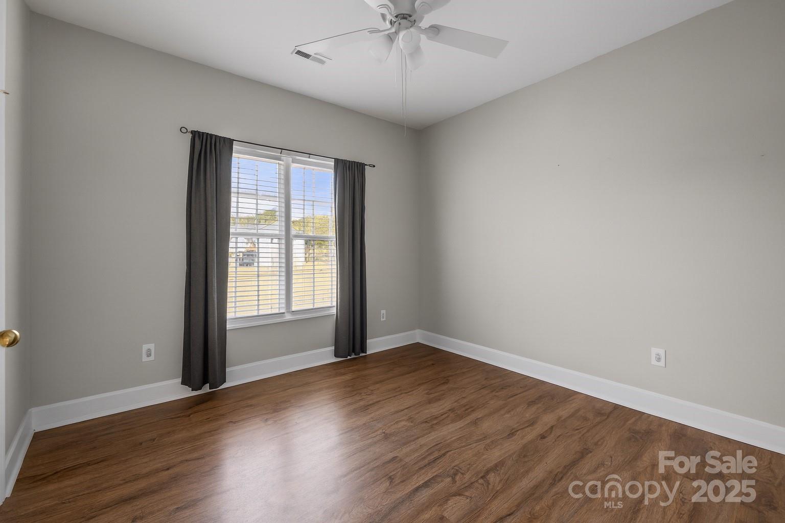 418 Summer Ridge Road Property Photo 10