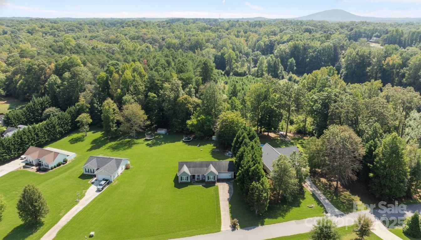 418 Summer Ridge Road Property Photo 15