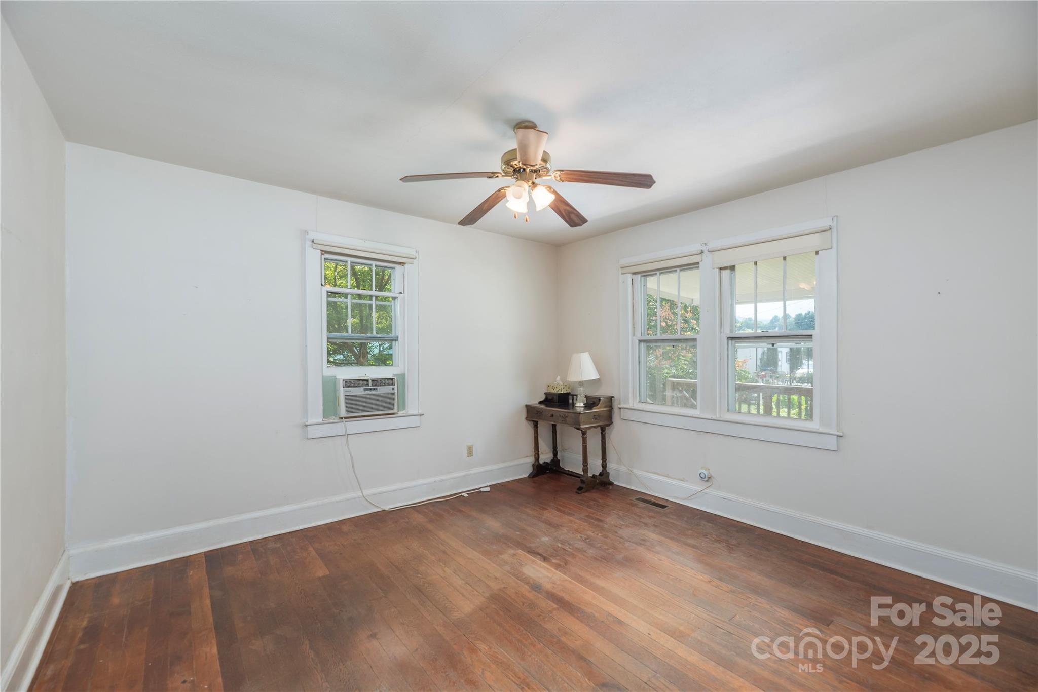 589 Pisgah Drive Property Photo 10