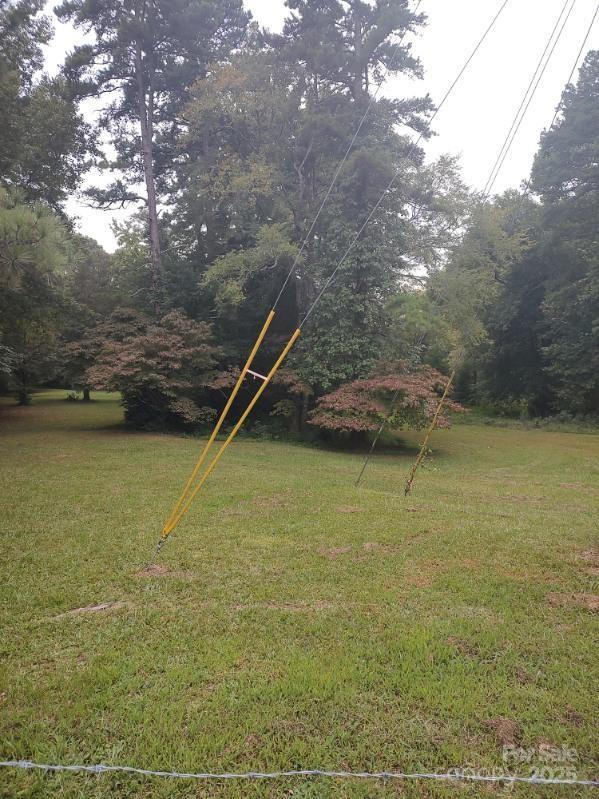 12514 Idlewild Road Property Photo 2