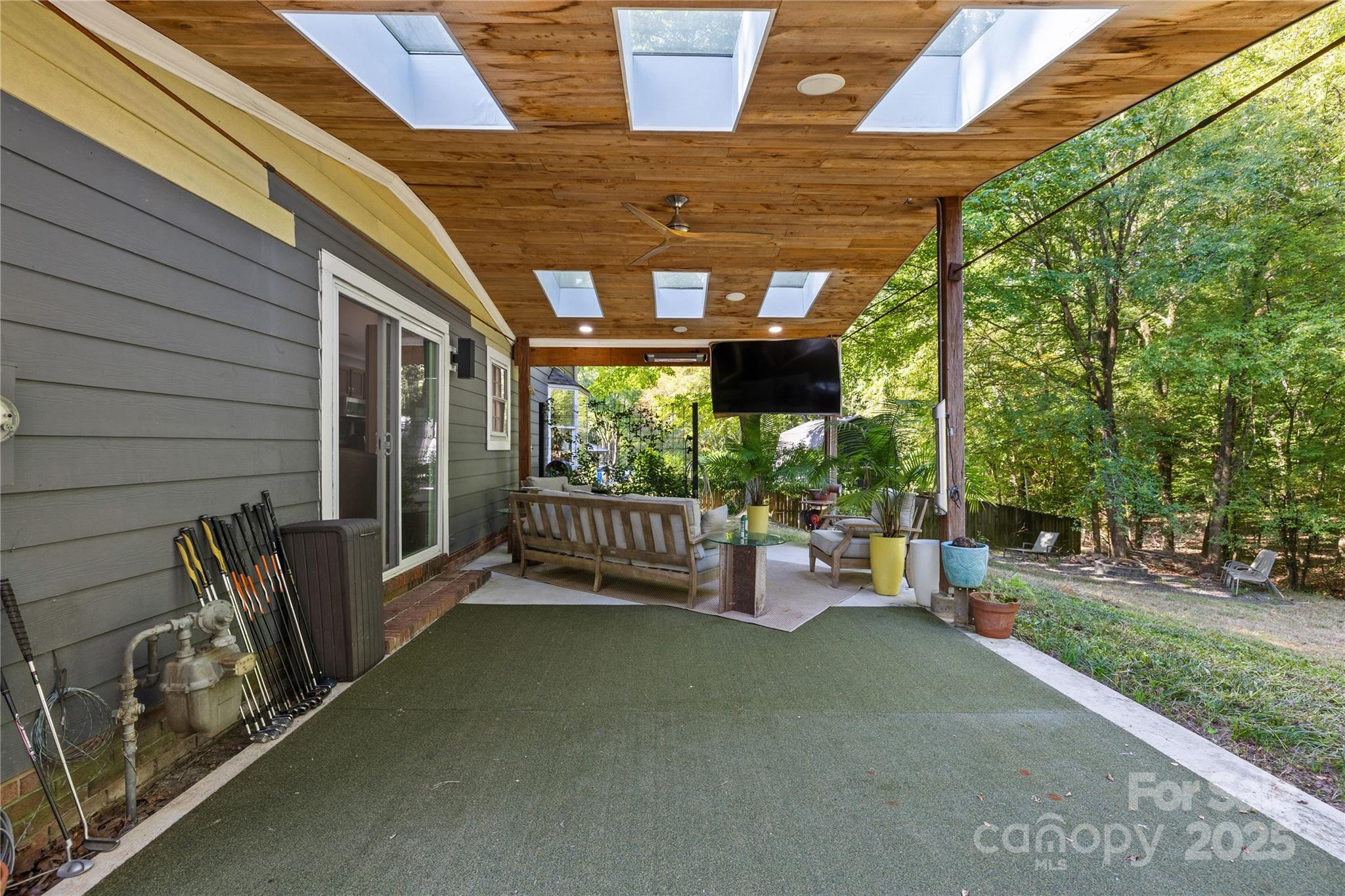 115 Sandymead Road Property Photo 26