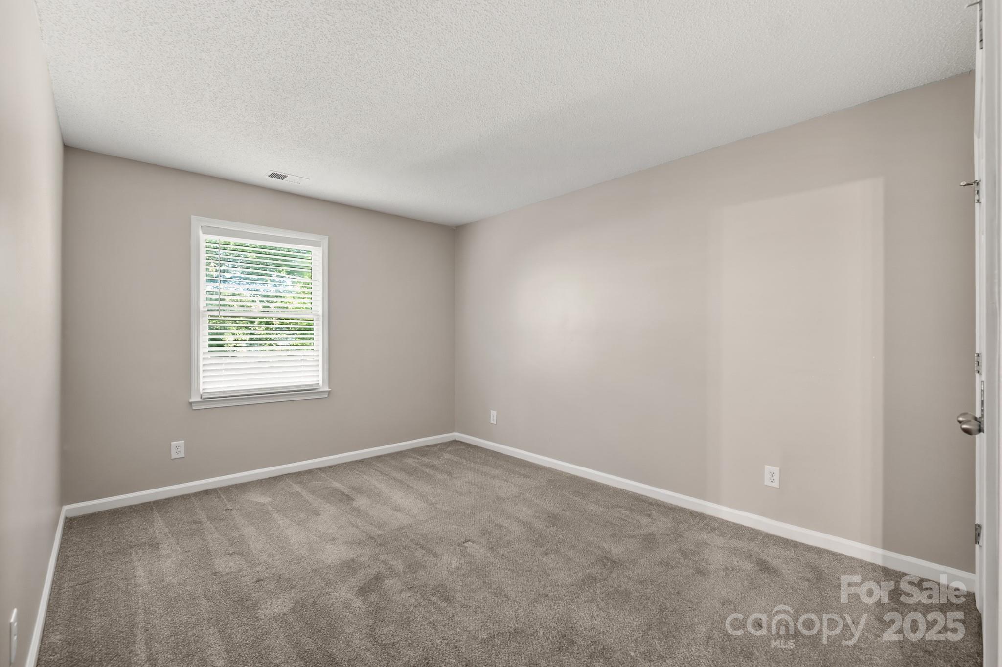 4908 Benthaven Lane Property Photo 16