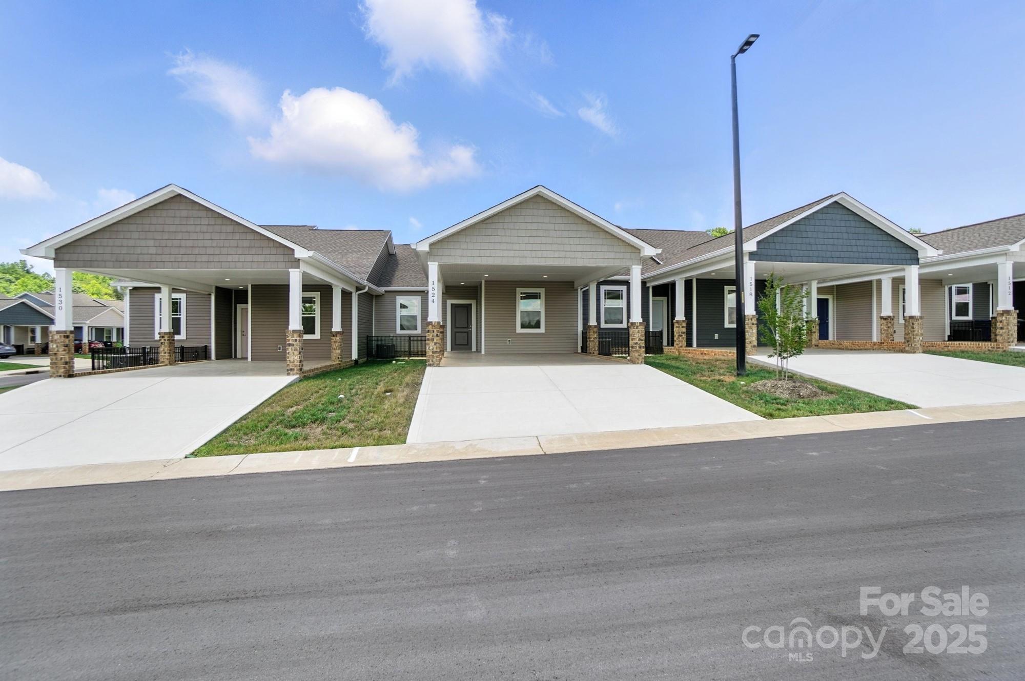 1524 29th Street Property Photo 1