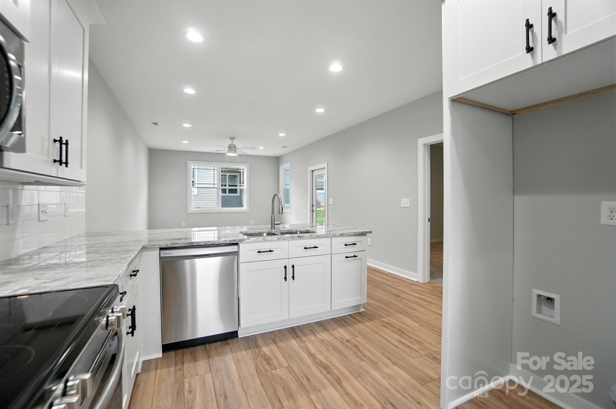 1524 29th Street Property Photo 11