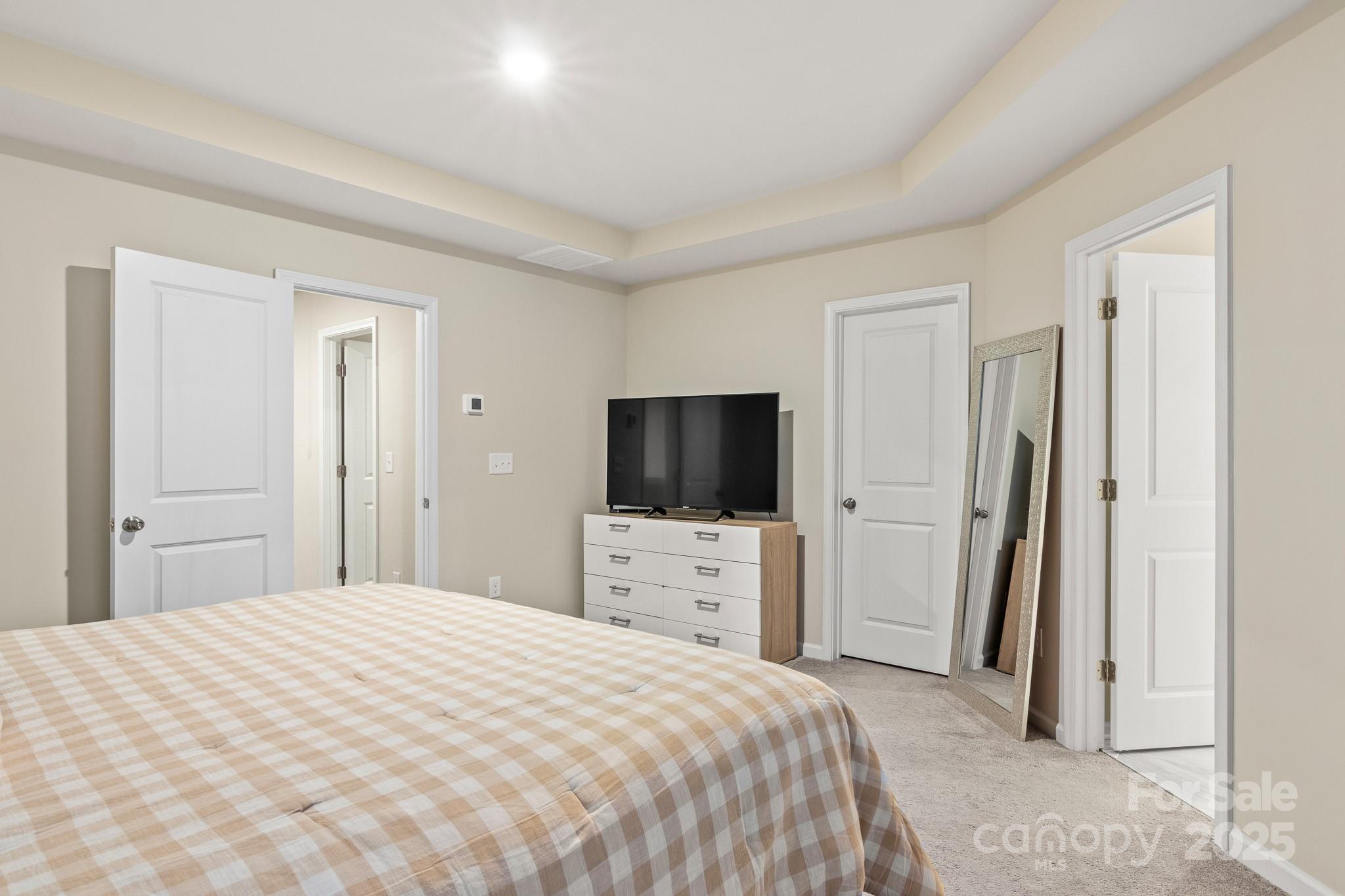 804 Gable Oak Lane Property Photo 17