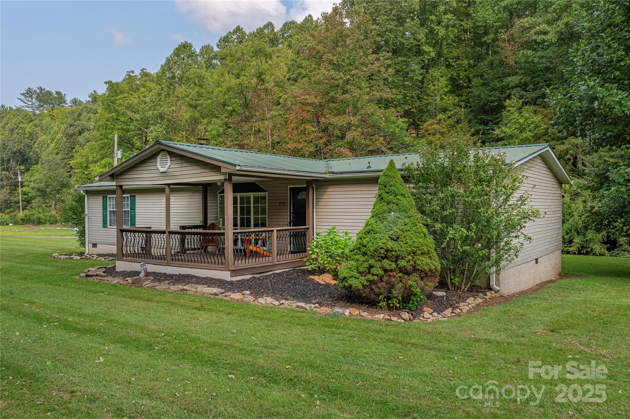 9781 Nc 209 Highway Property Photo 4