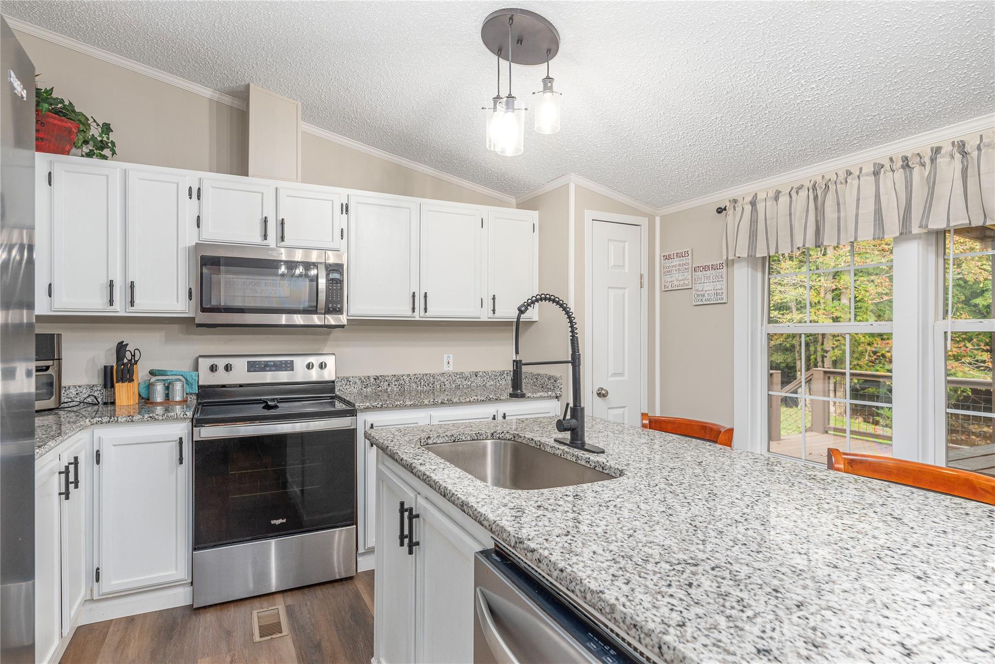 9781 Nc 209 Highway Property Photo 15